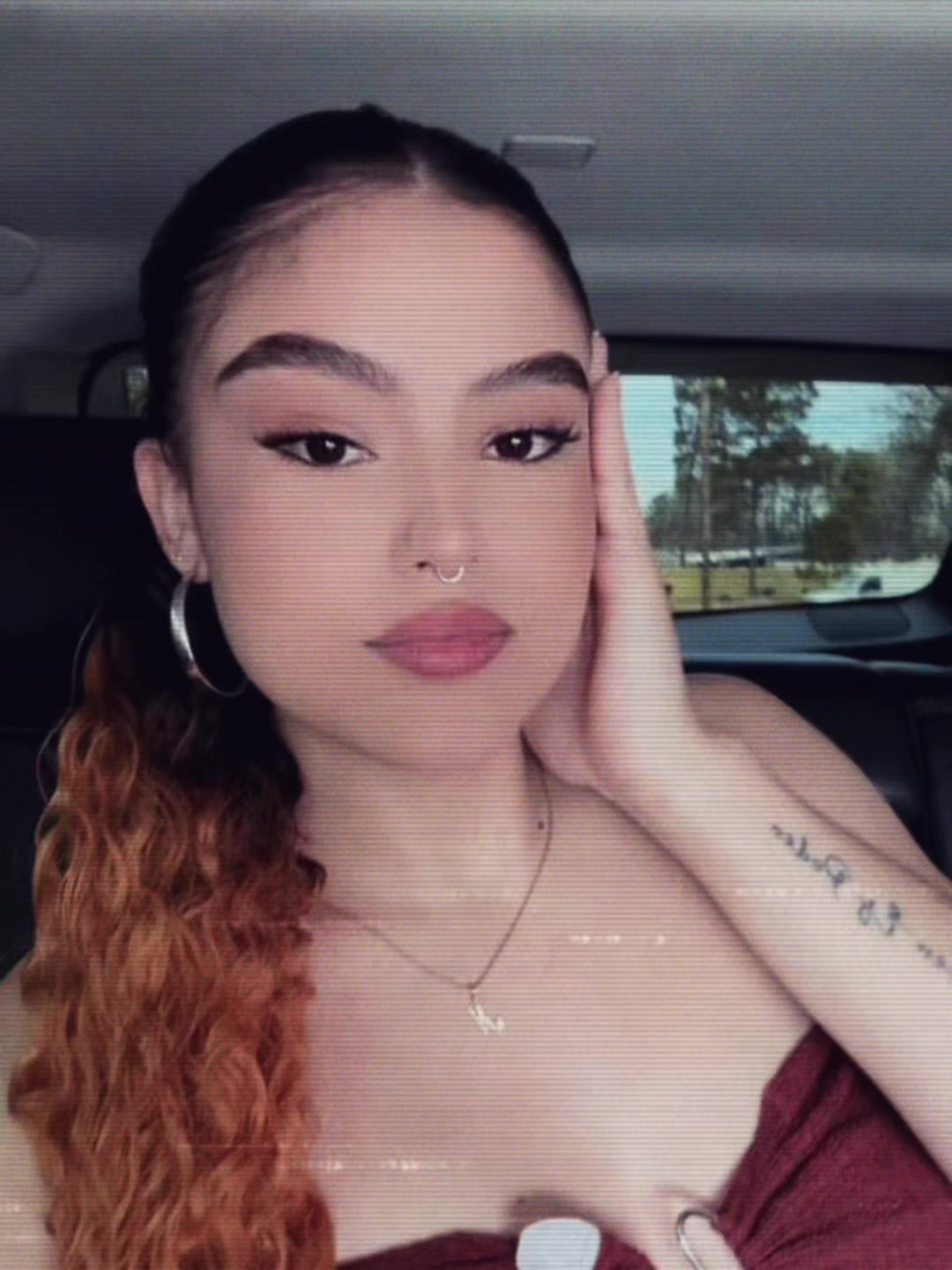 @&bull; N I K O L L &bull;