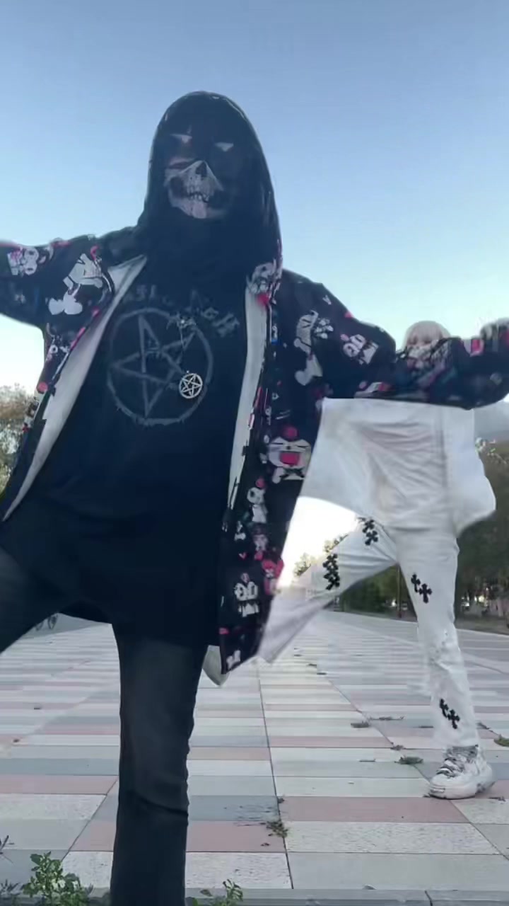 @🥩𝓓𝓪𝔀𝓛𝓪𝓷 ( ´Д`)y━・~~