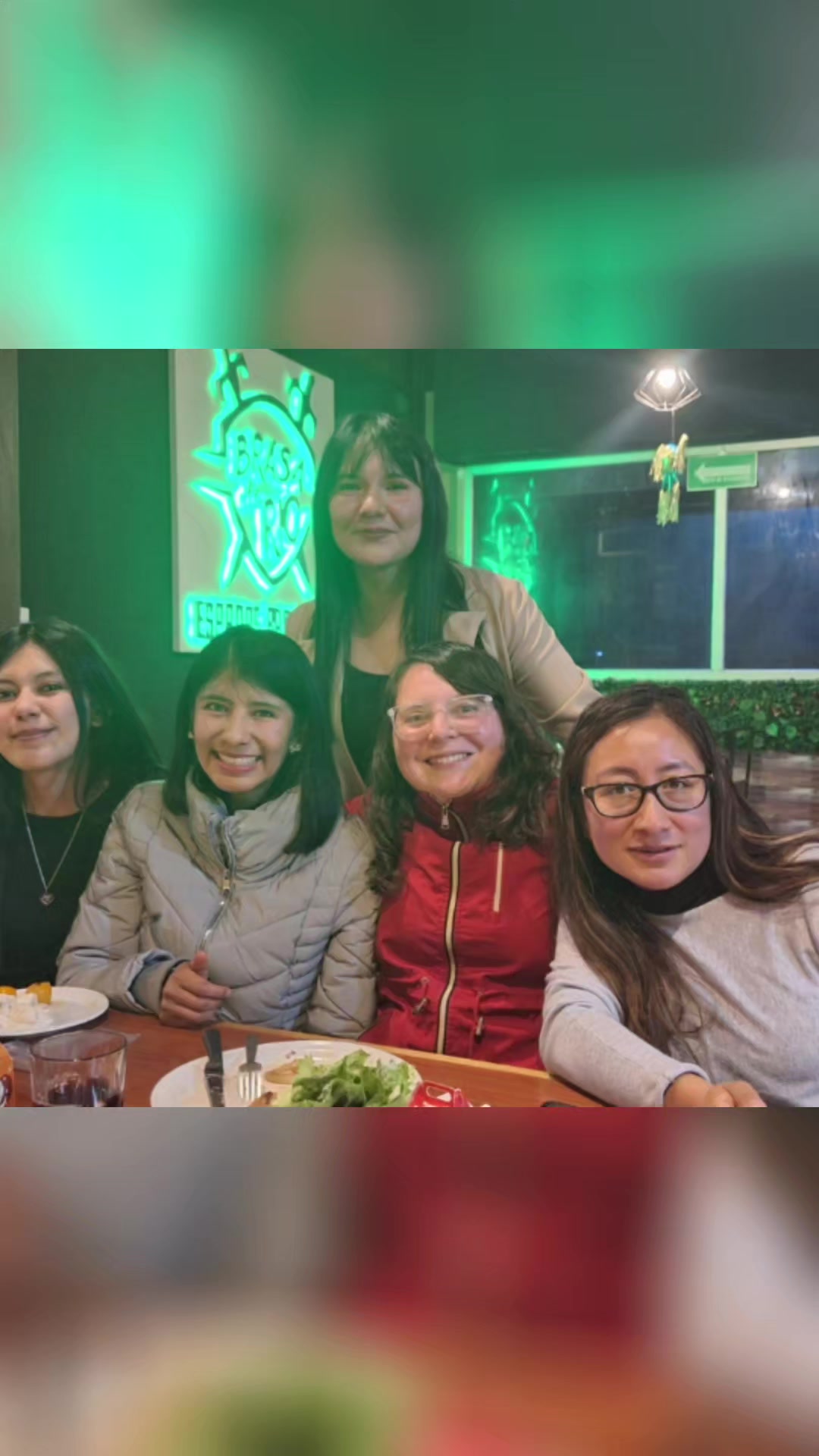 @Nelly Oma&ntilde;a