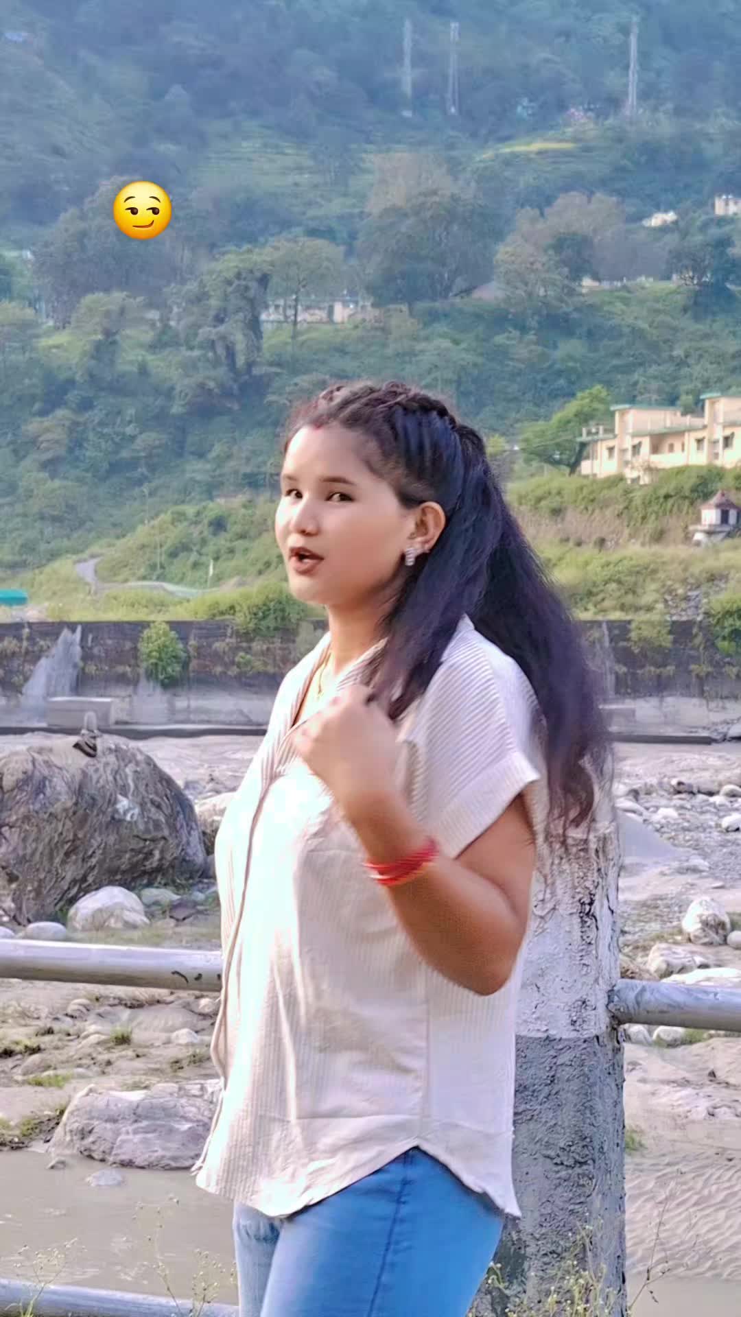 @अरुणा कुवर 🦋🌿