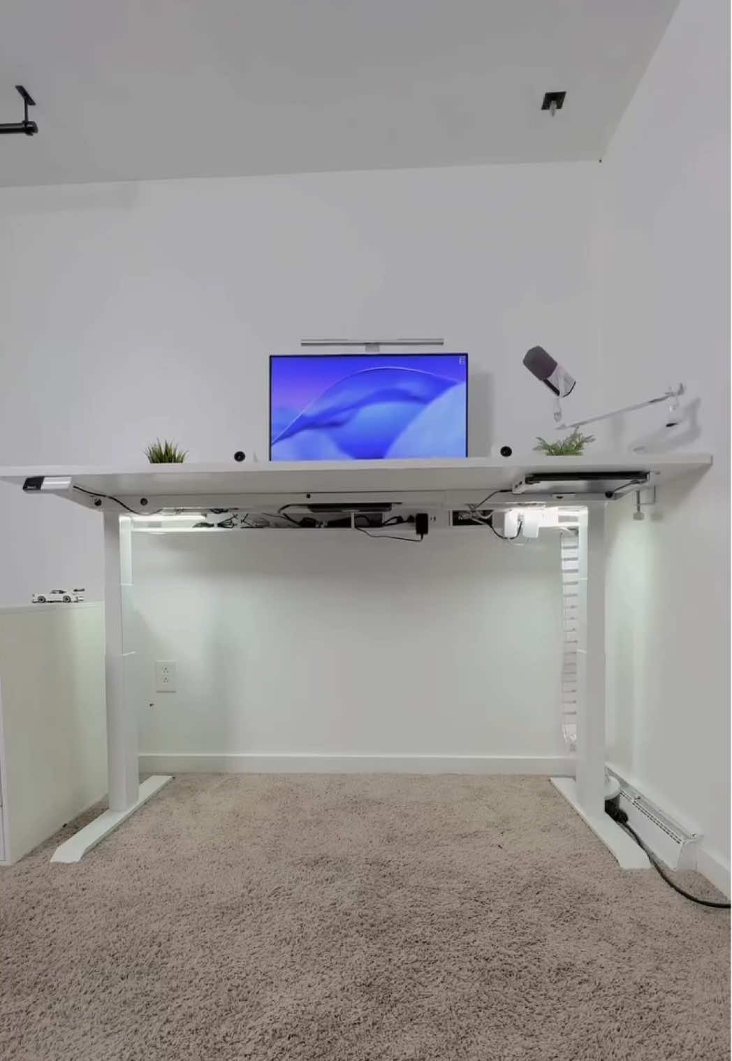 @Desky Sit Stand Desks