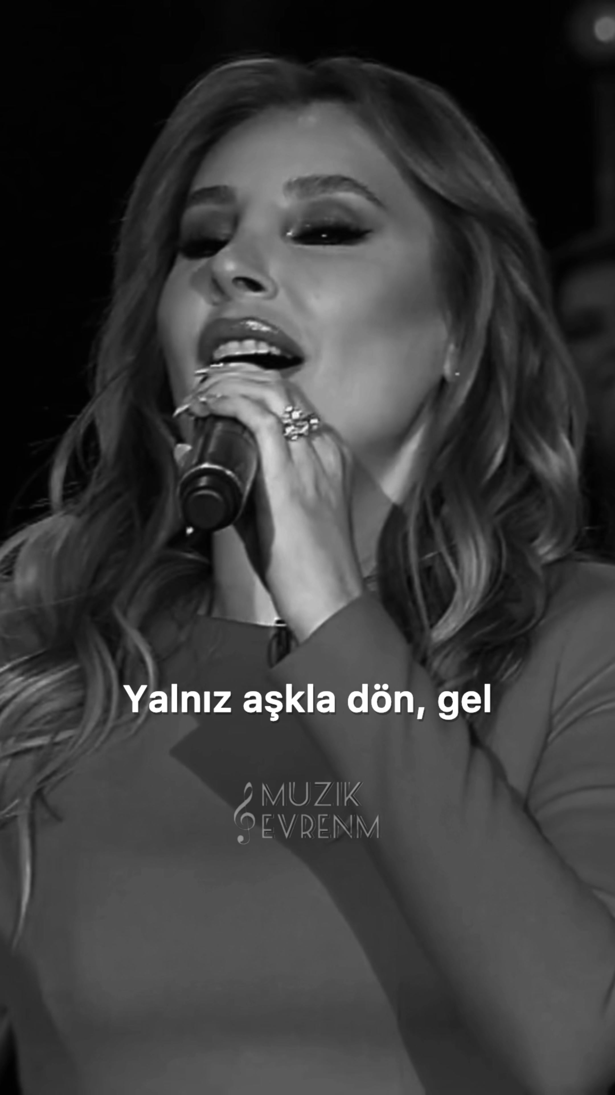 @M&uuml;zik Evrenim