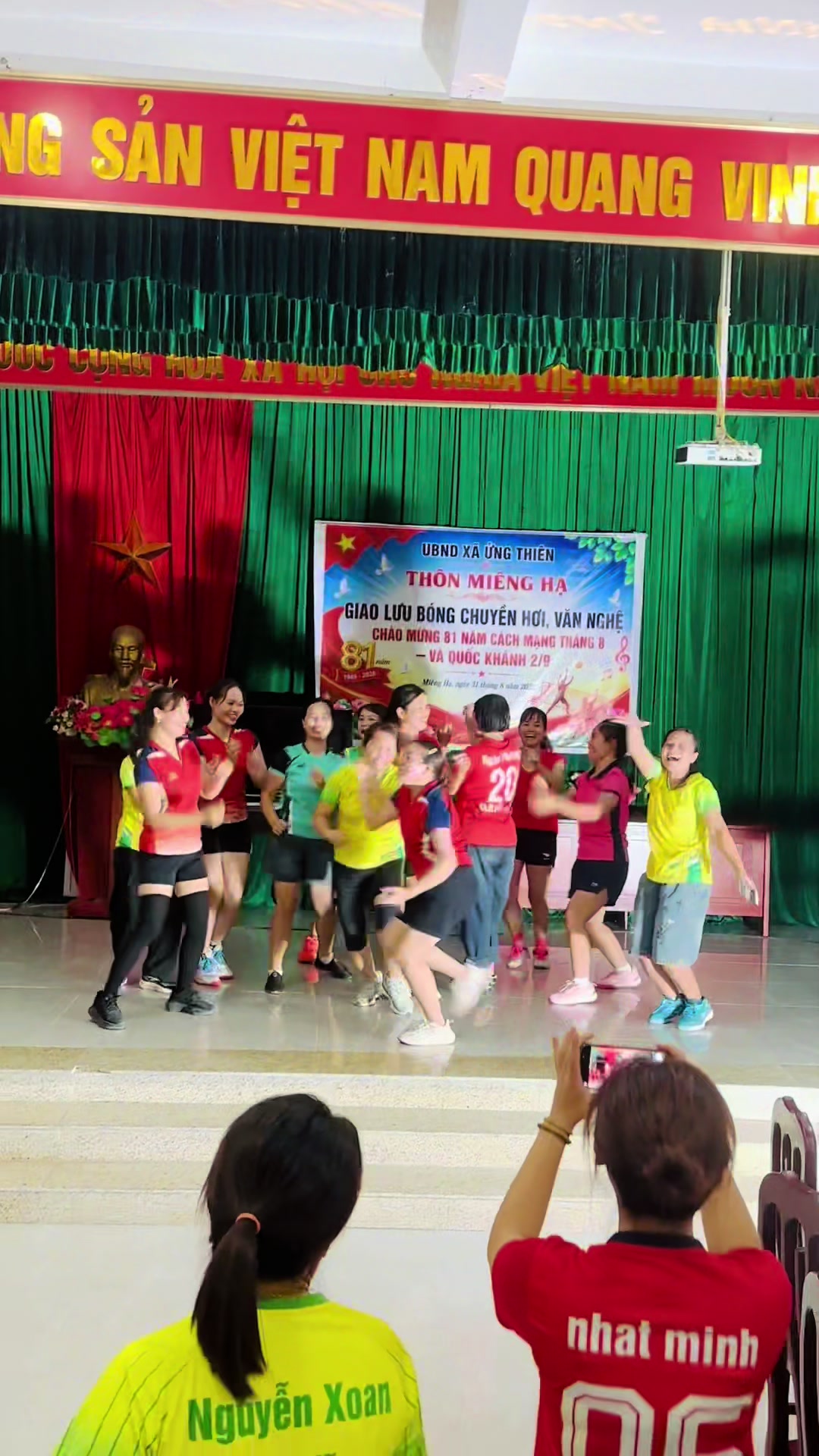 @💗 Hương Chí Phèo 💗