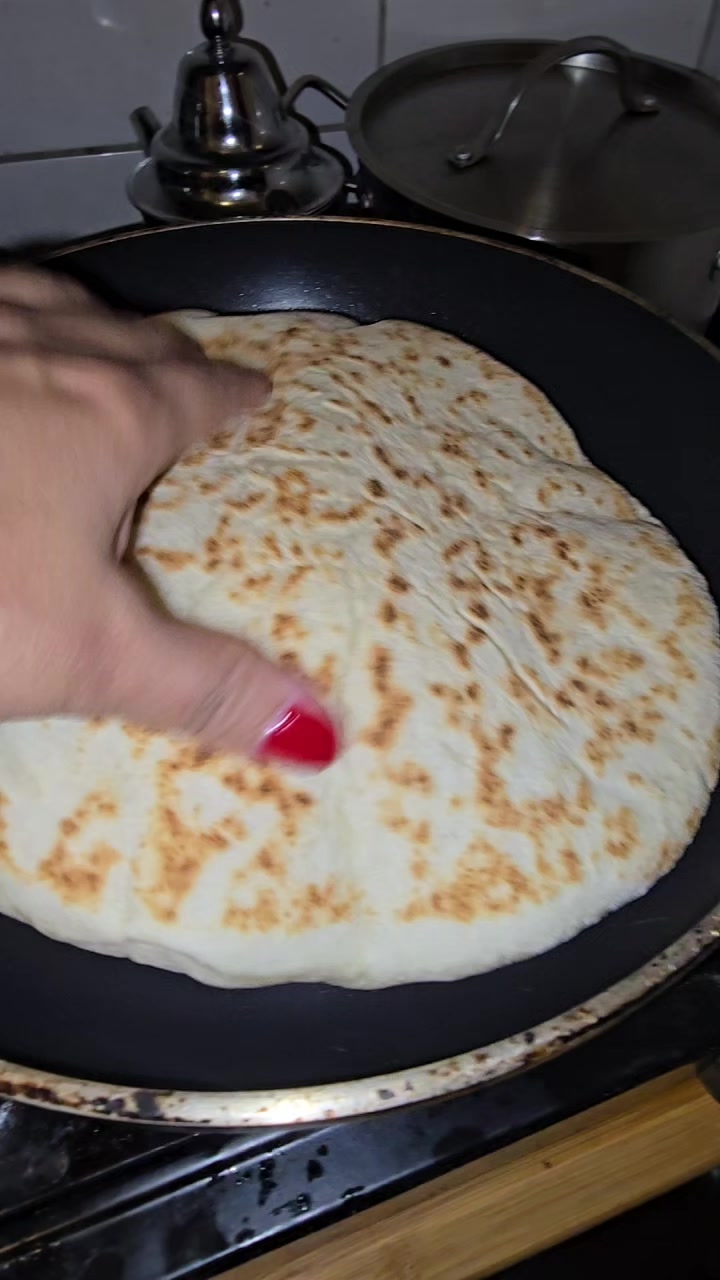 @مغربية 🇲🇦في كندا 🇨🇦 اليسر