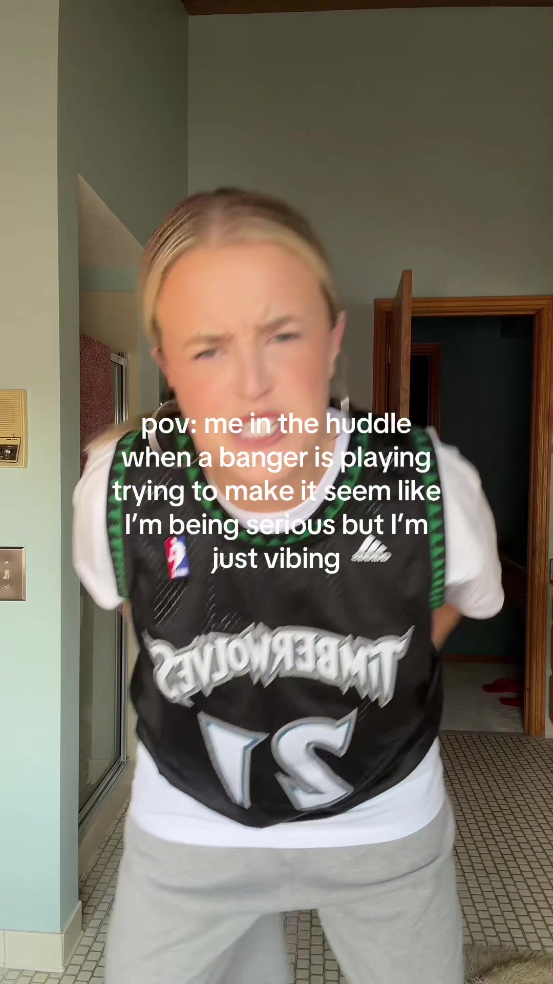 @Sam [ the Bathroom Dancer ]