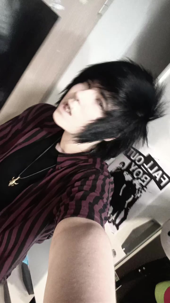 @Victor ⍟.⎊.✪ (。´-ω・) ᶻ 𝗓 𐰁