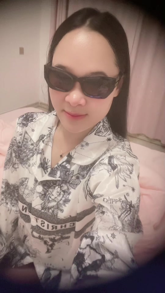 @ສາວ ເຫມືອນ