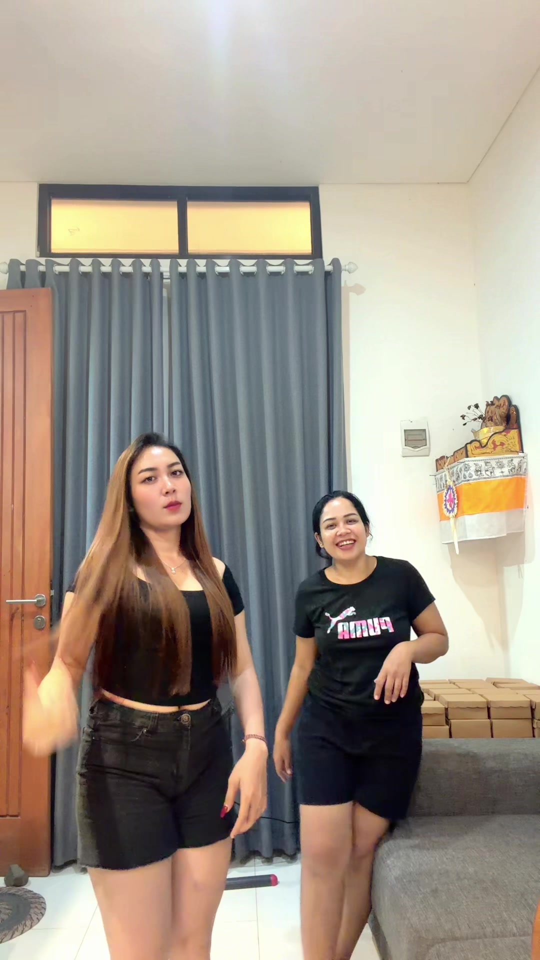 @Silvyadw