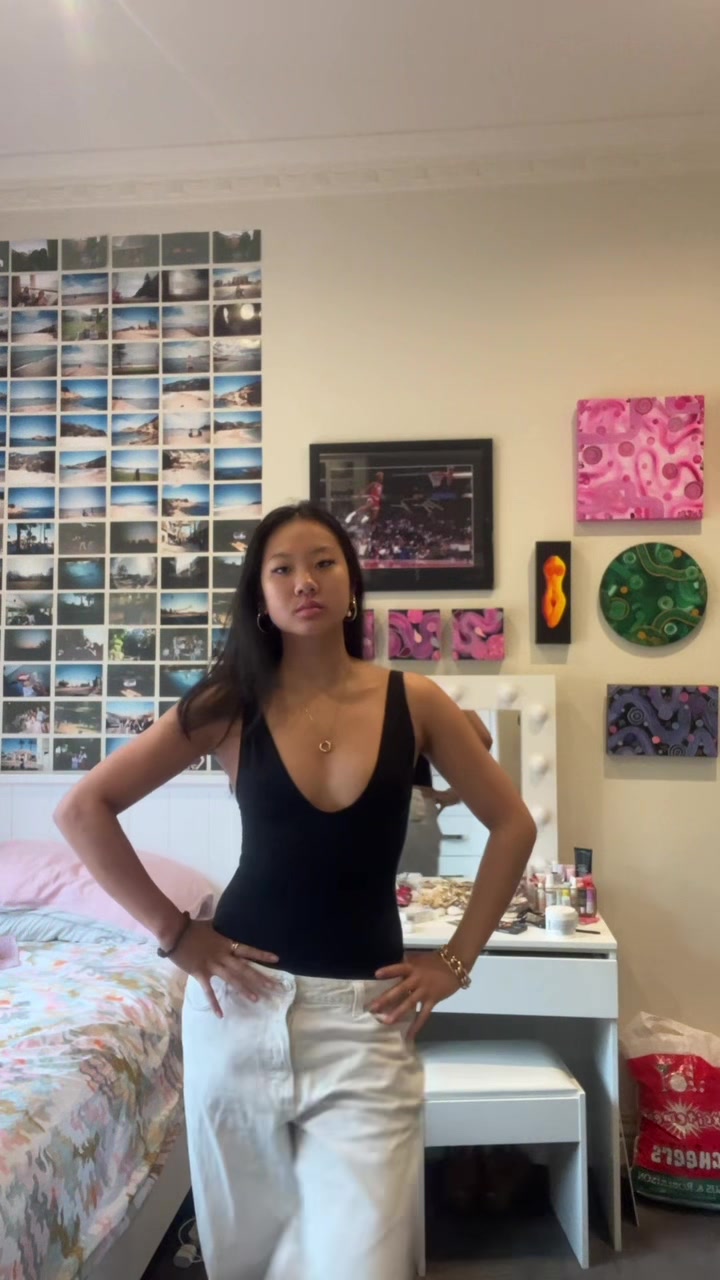 @issyissyyisssyyy