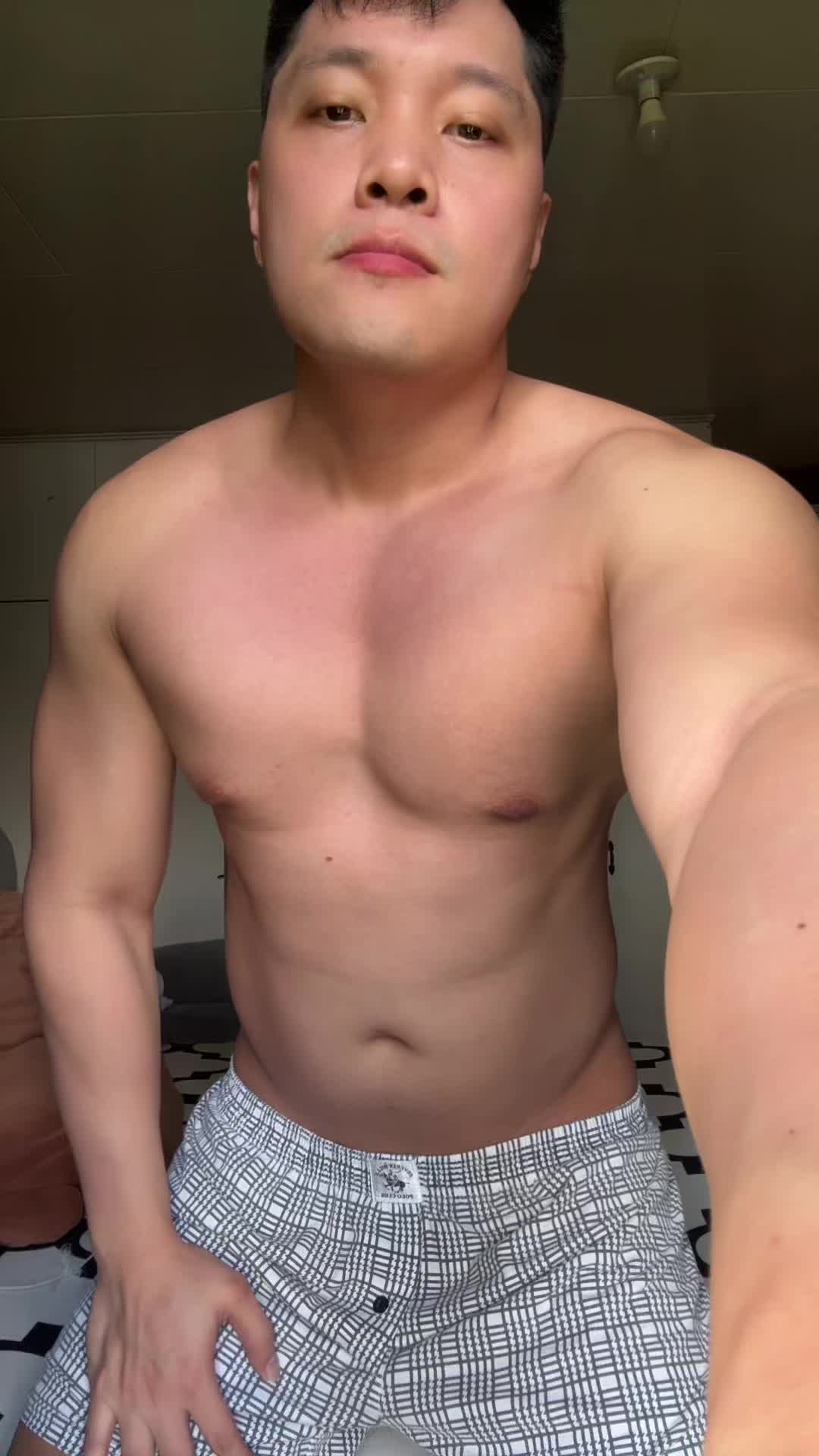 @AJ De Leon