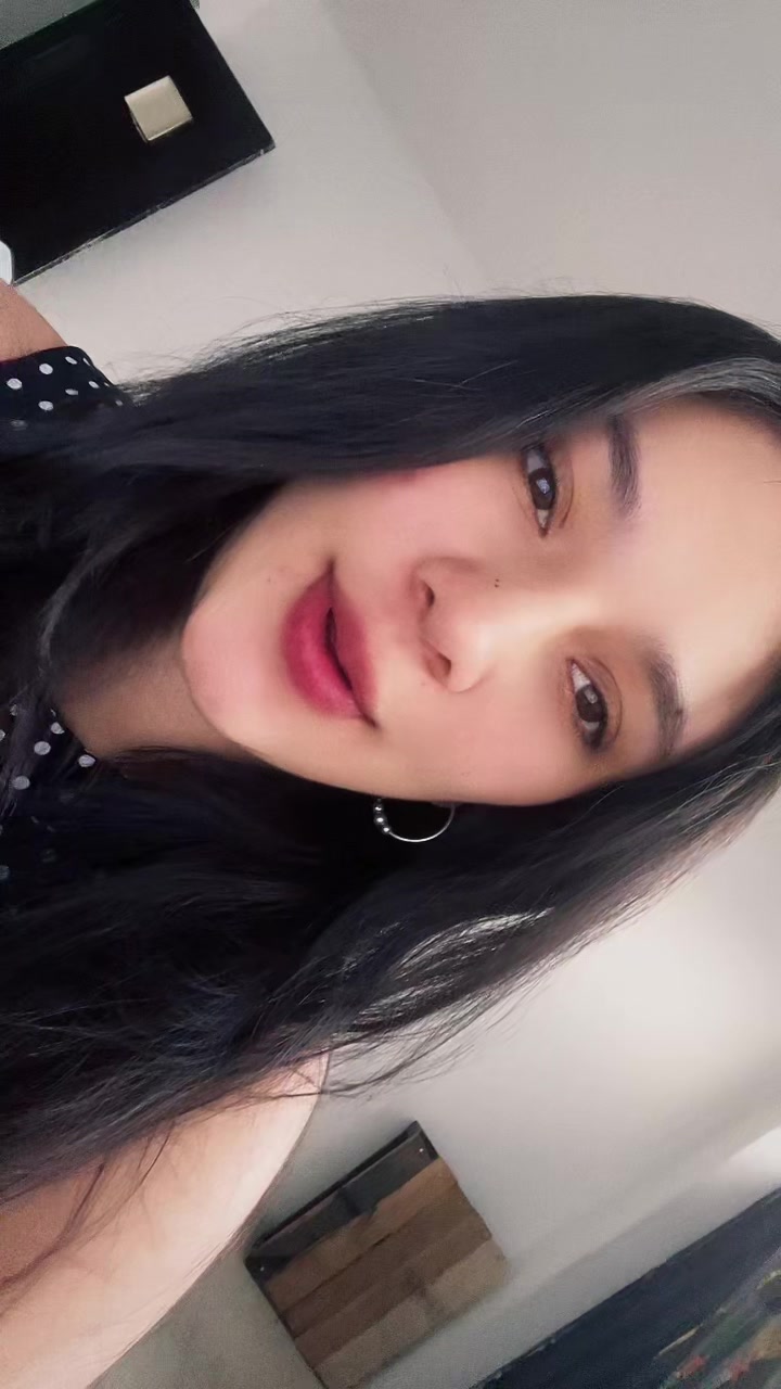 @Ximena C. 🤍