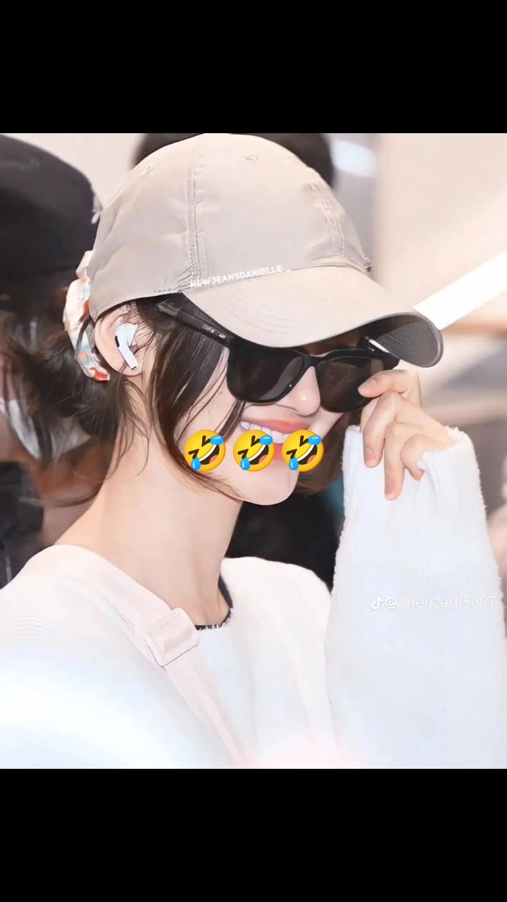 @🦋🥀Ƶⁱ𝙙đⁱ𝖖𝘶έέ𝗻🥀🦋
