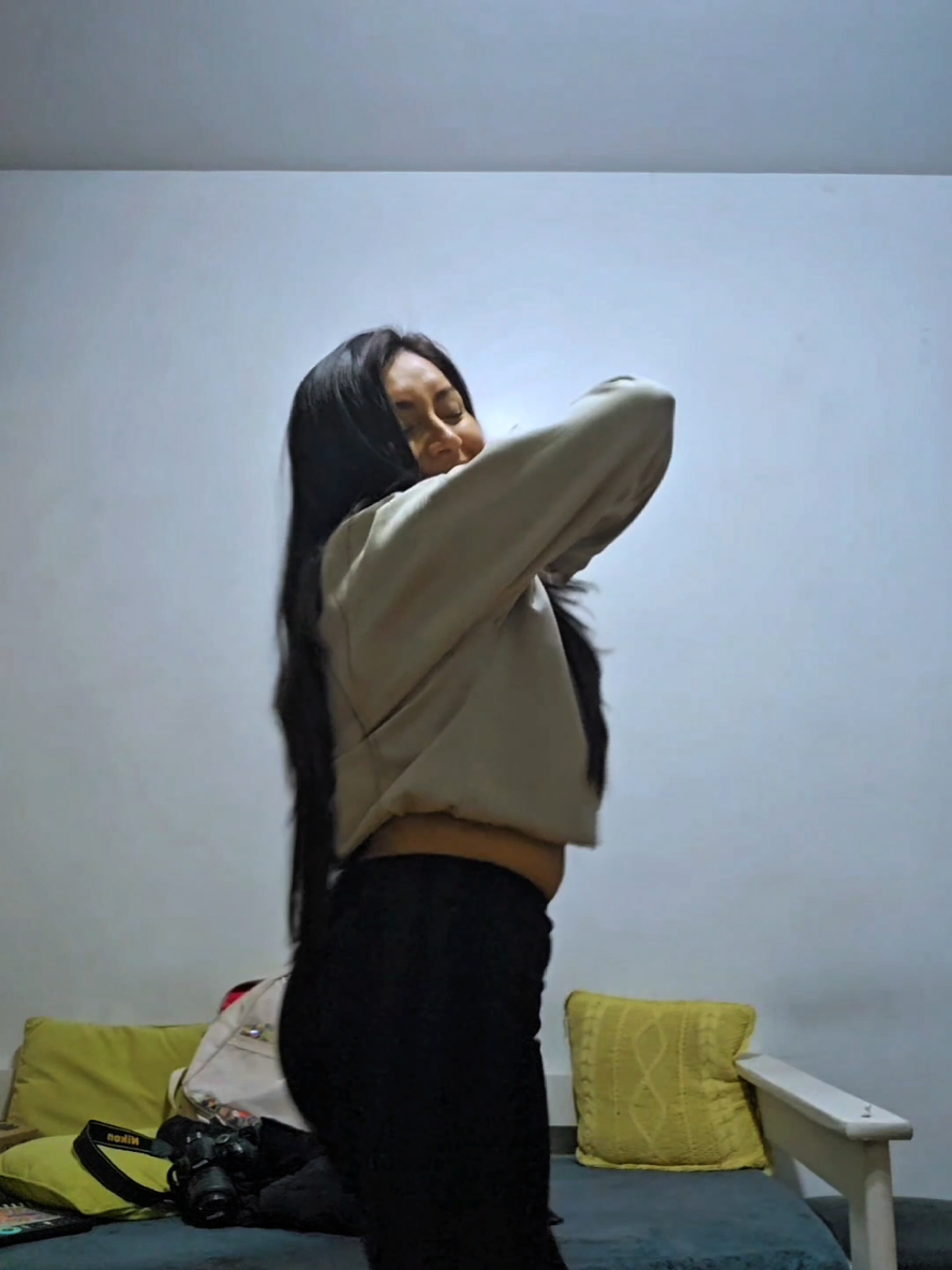 @DanielaLozaok