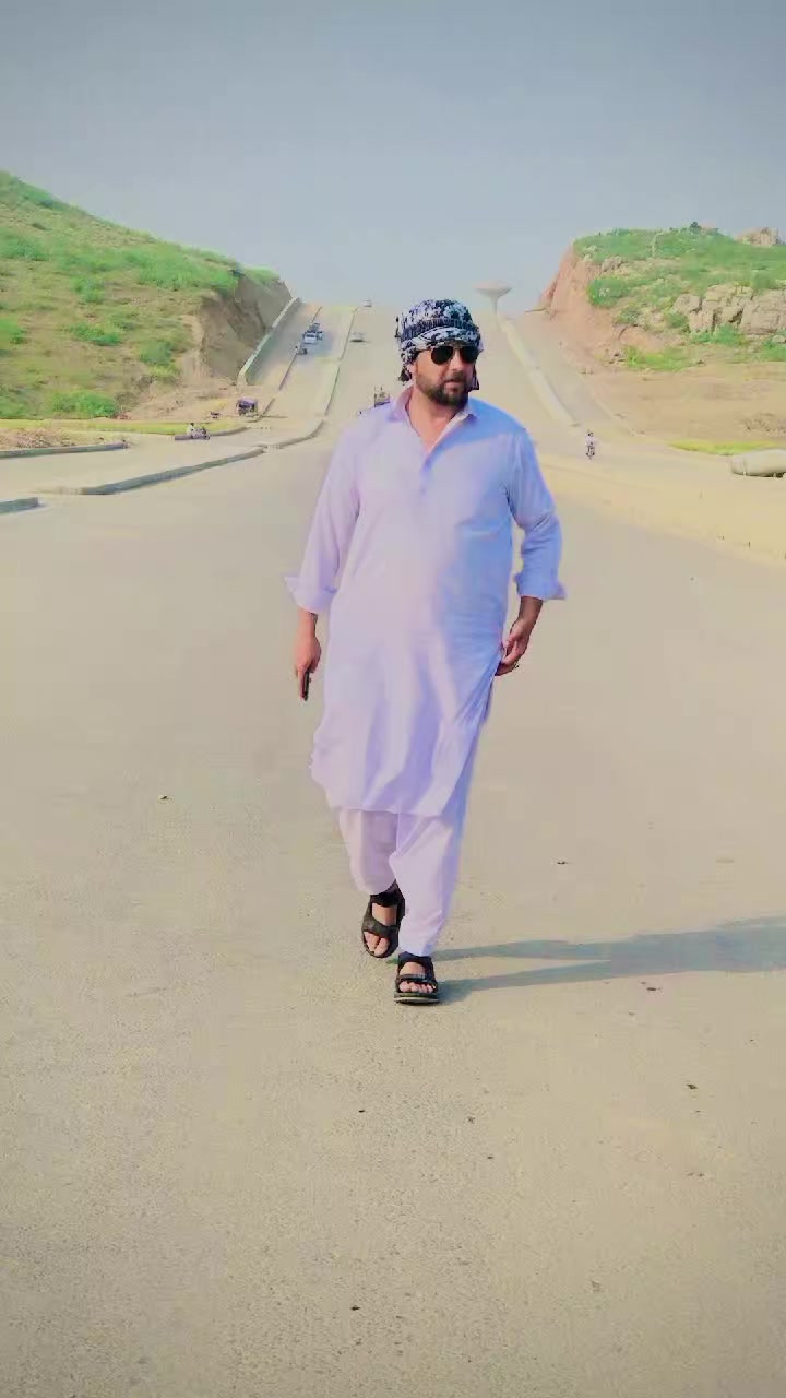 @Amjad Khan
