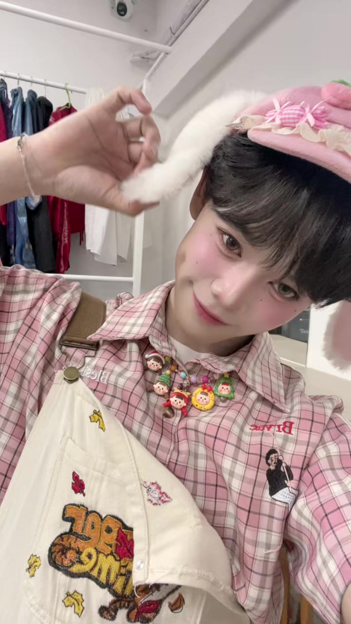@โลมาตาแป๋ว(。˃ ᵕ ˂ )♡