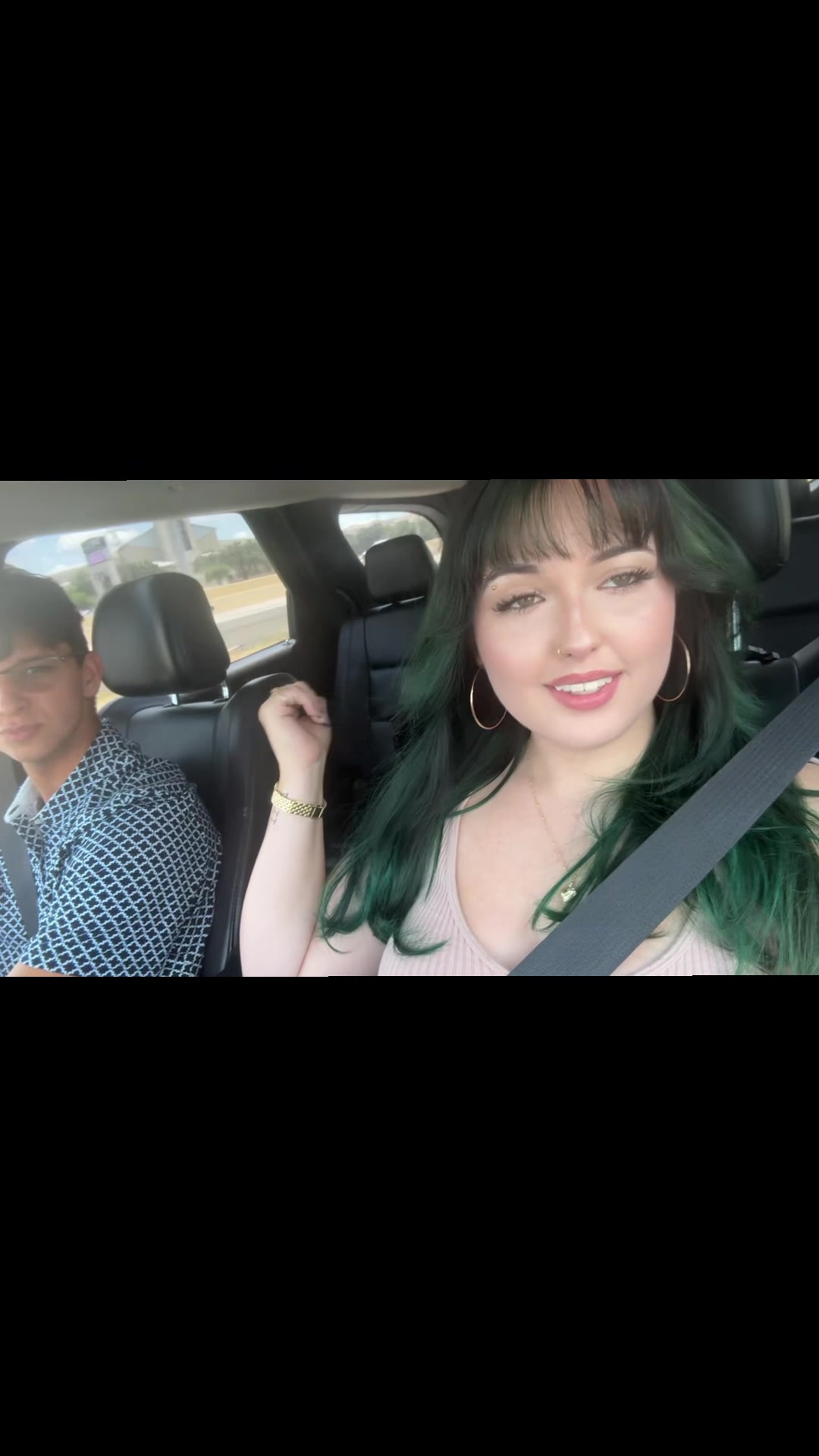 @shayla_dow
