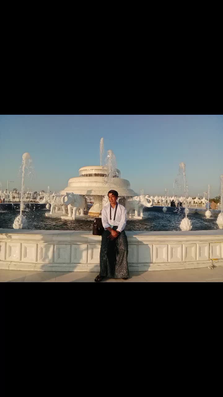 @Win Thura