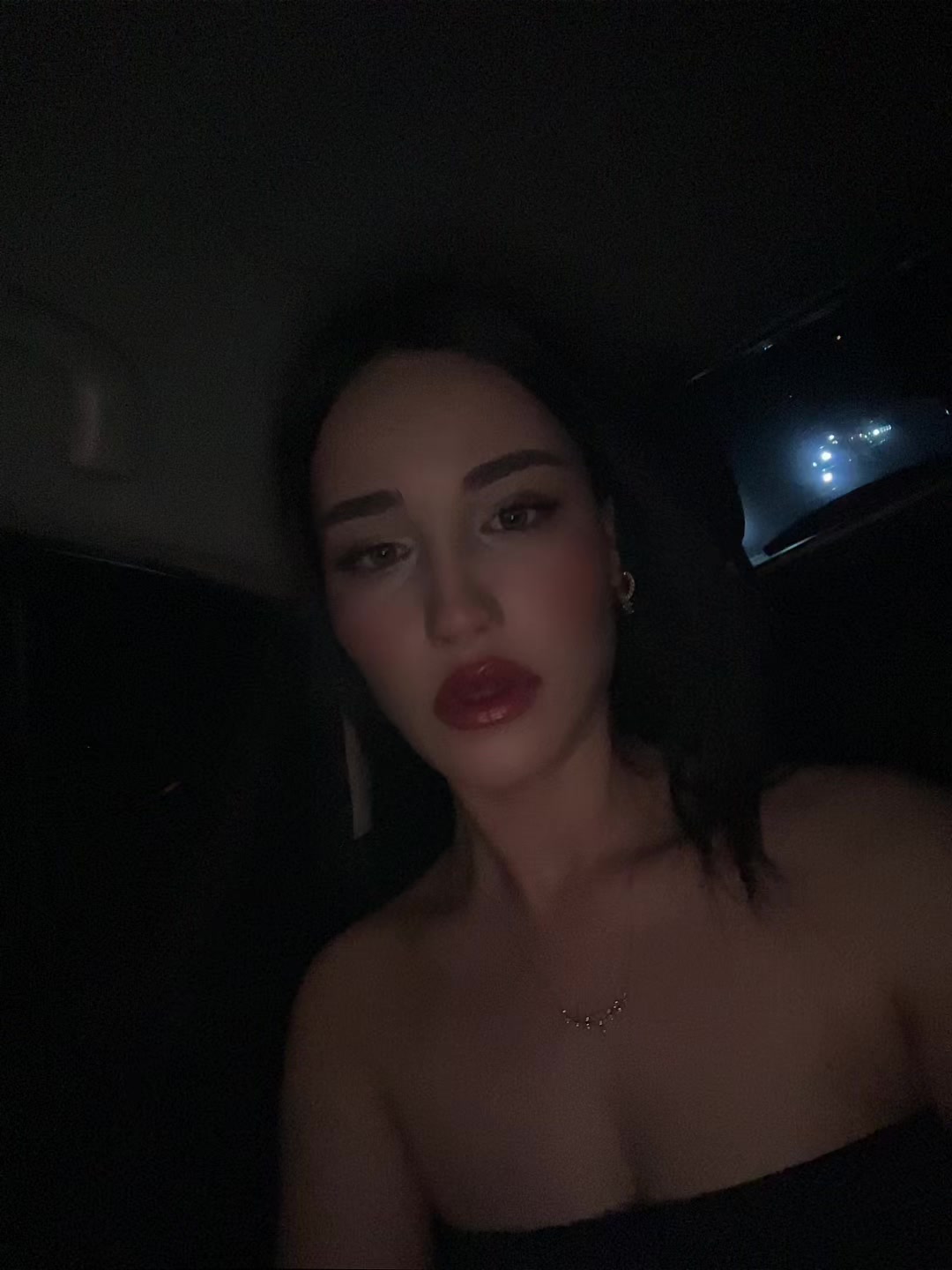 @𝑨𝒚𝒍𝒊𝒏𝟕𝟕𝟕