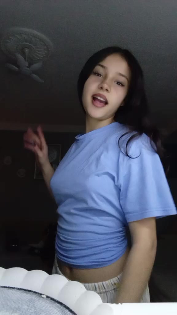 @Cemre_pasa
