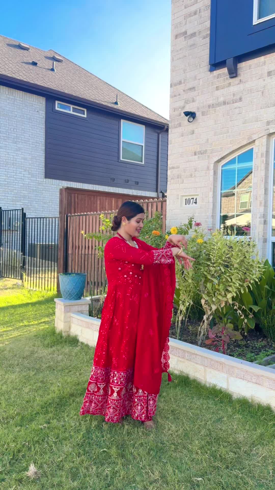 @luxmee_saanvi