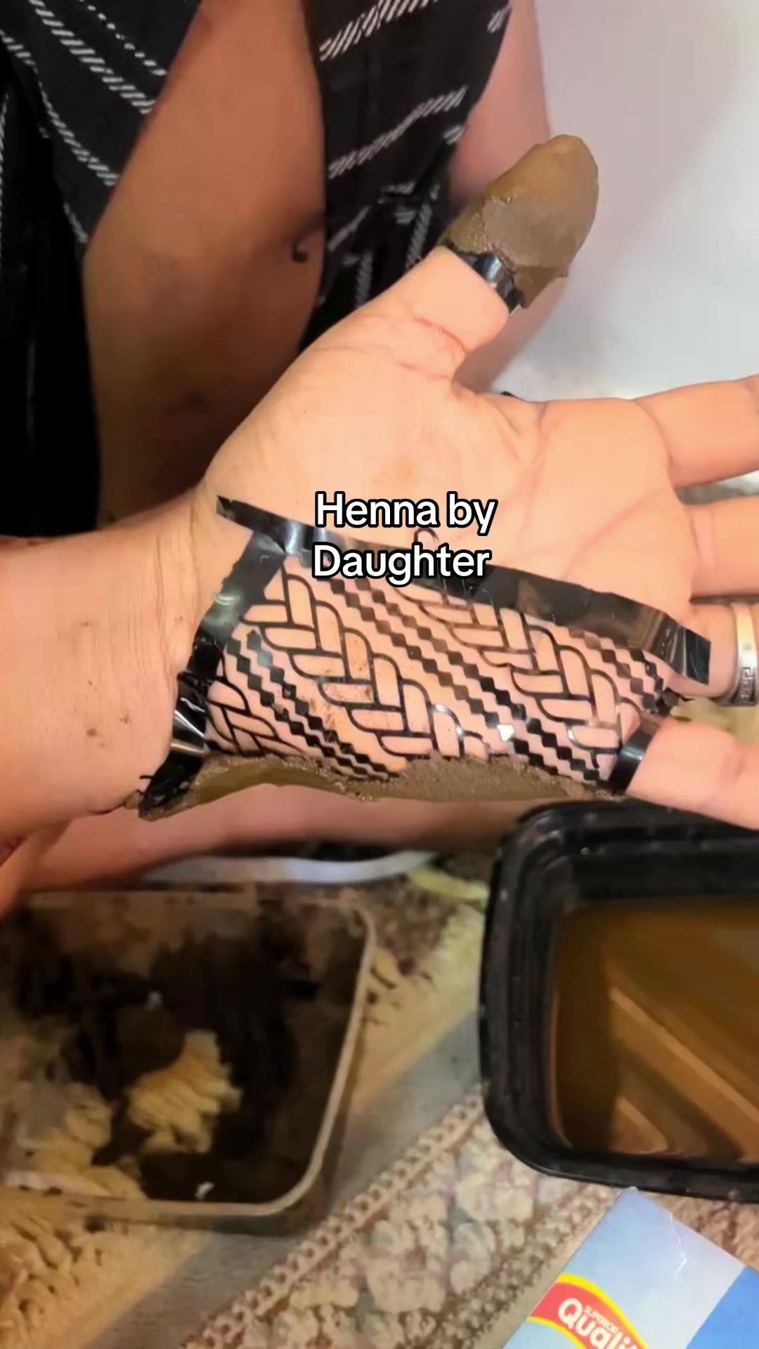 @hennabydaughter2