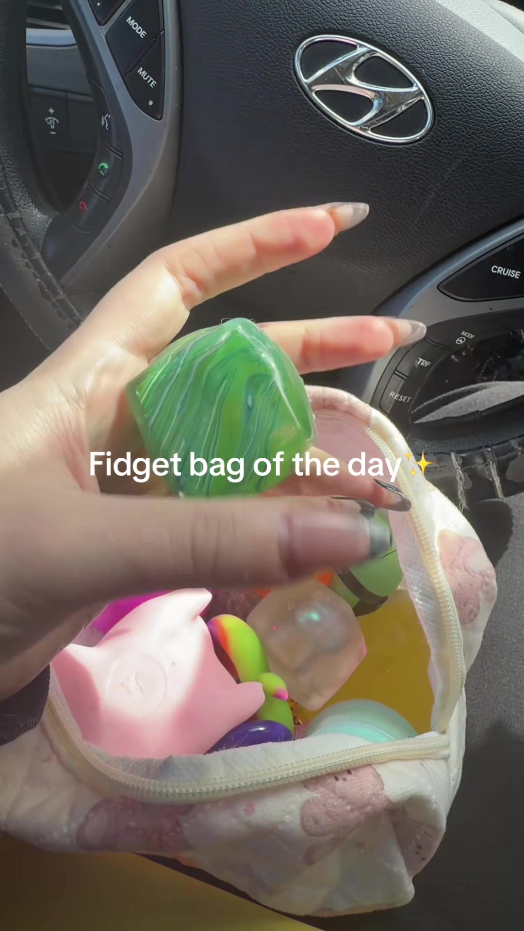 @fidgetluv