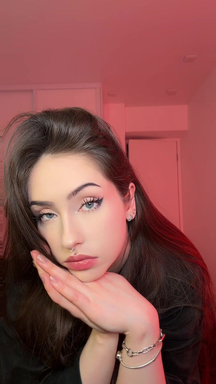 @Anastasiia Mut