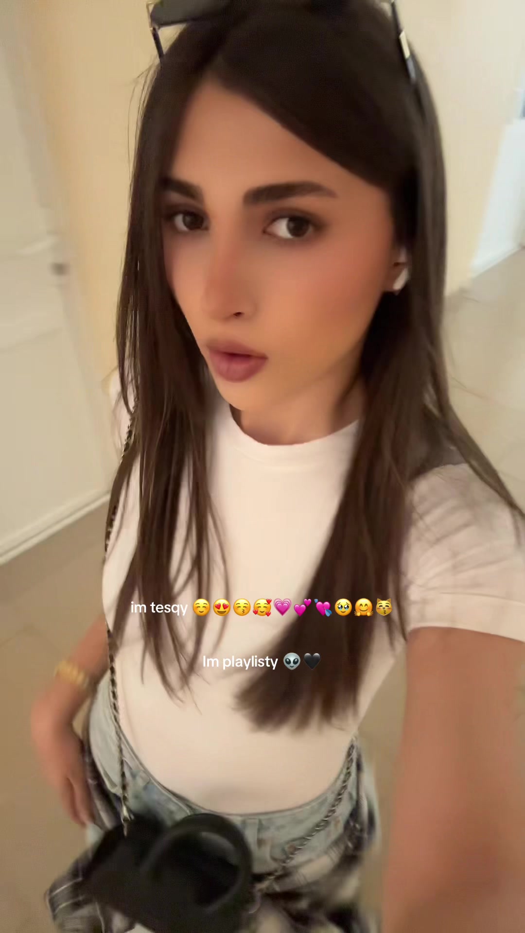@Anushka