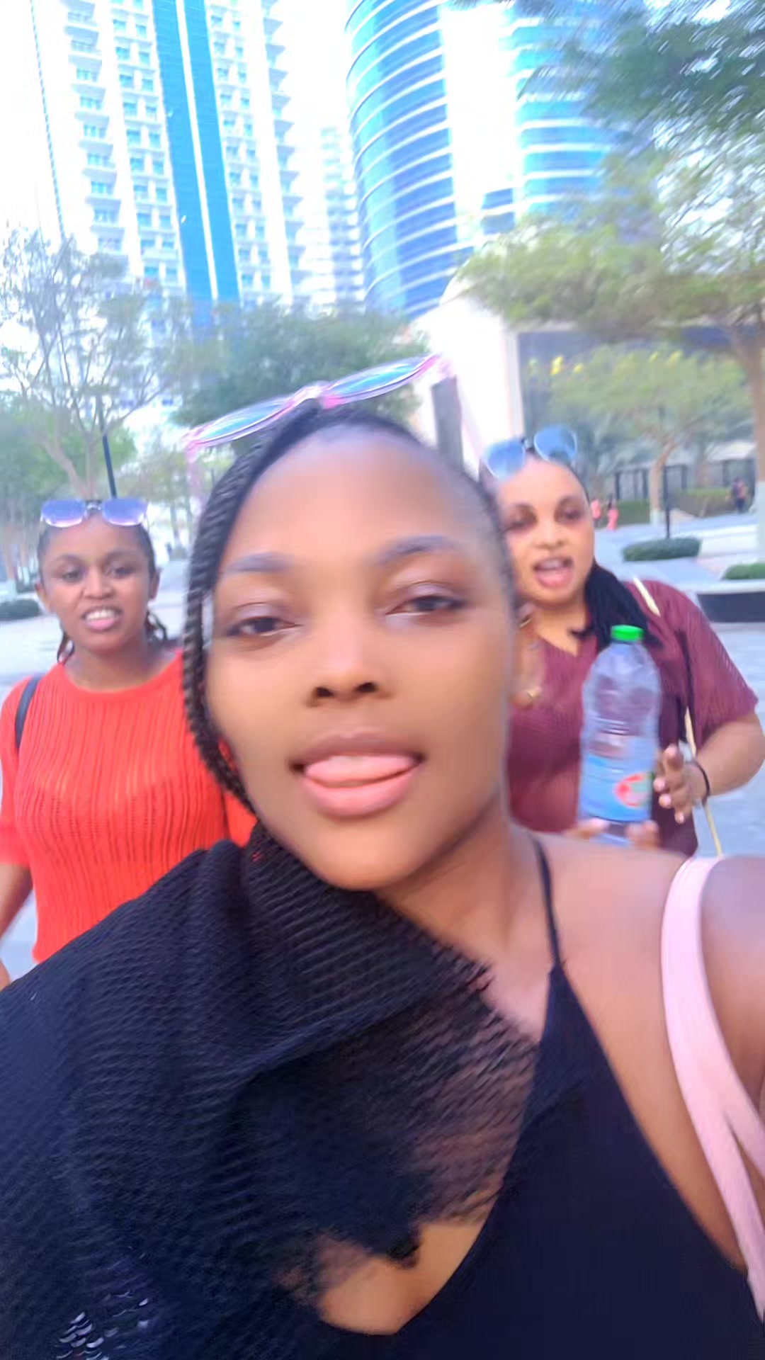@KENDI 🇰🇪🇦🇪🇺🇲