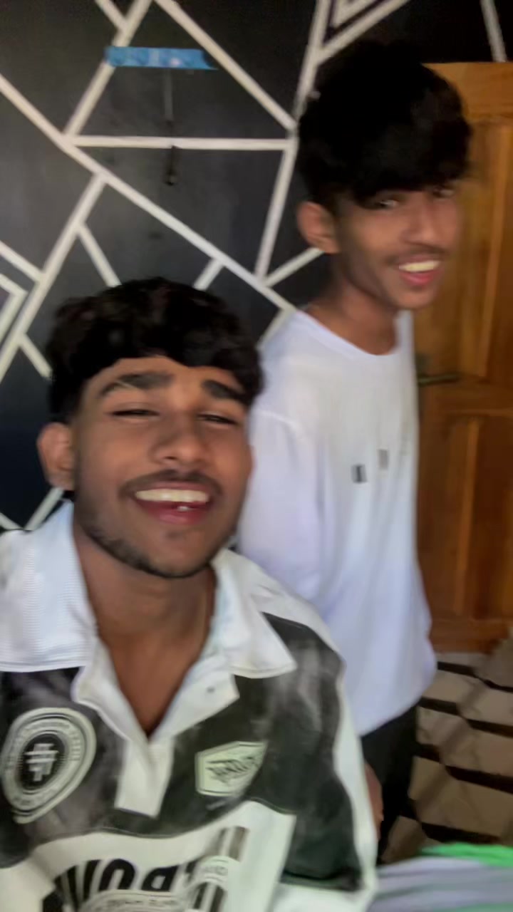 @&bull; 𝑺𝒂𝒄𝒉𝒊𝒕𝒉 🐬"