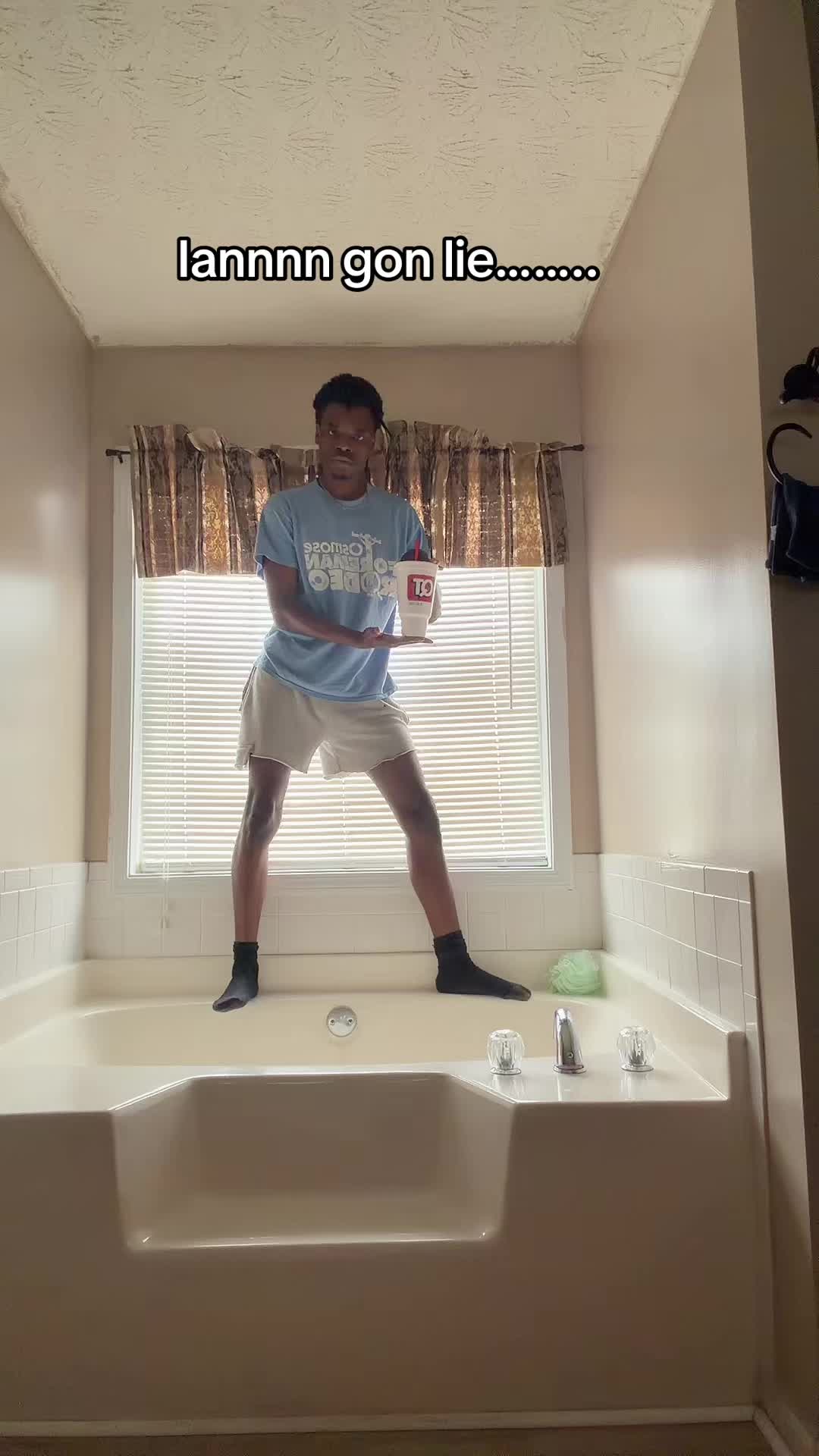 @deeangl