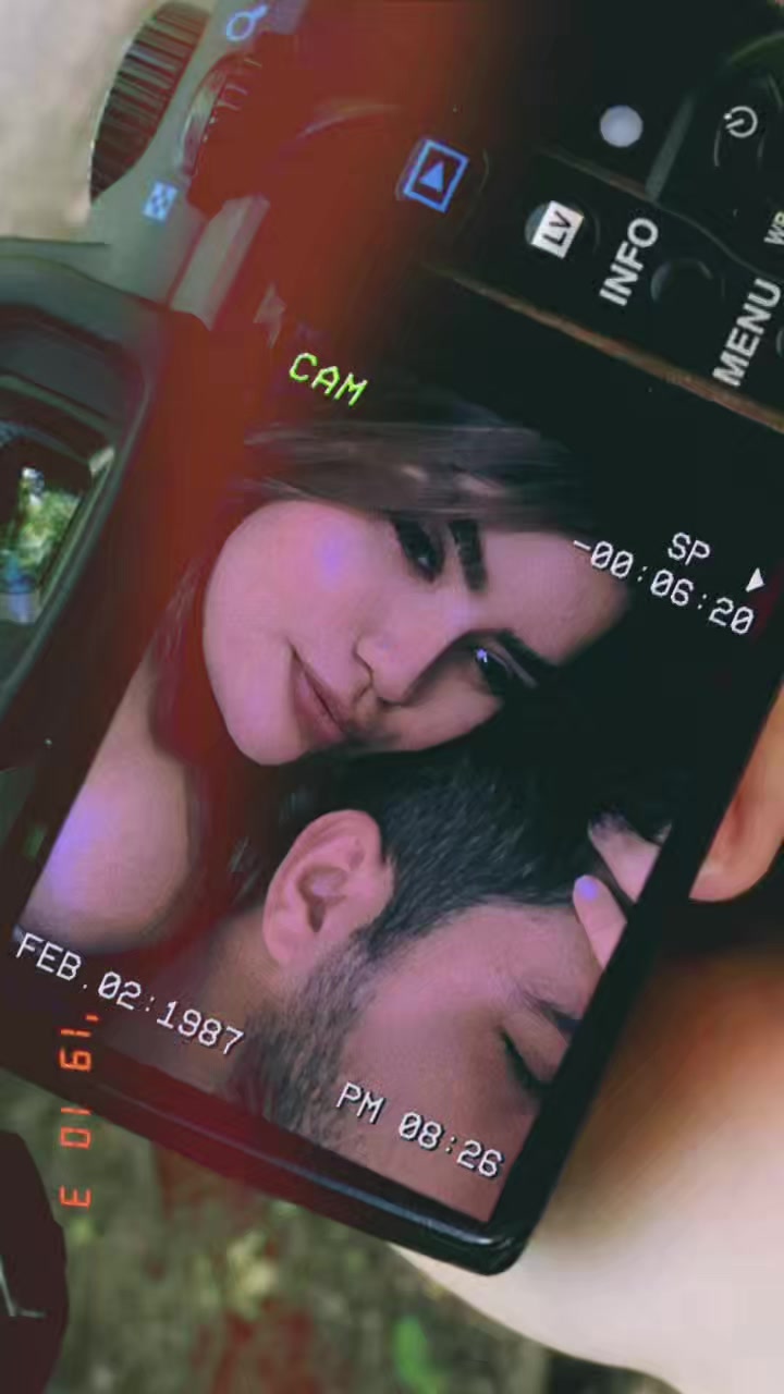 @vivi🦋