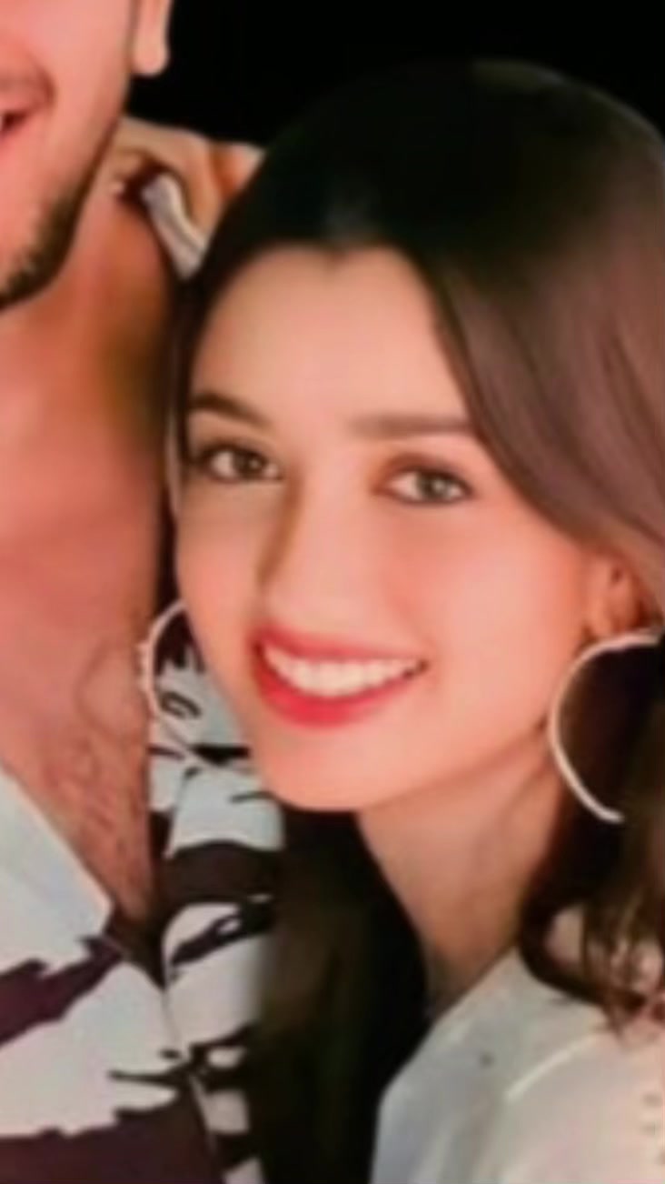 @Neshaami