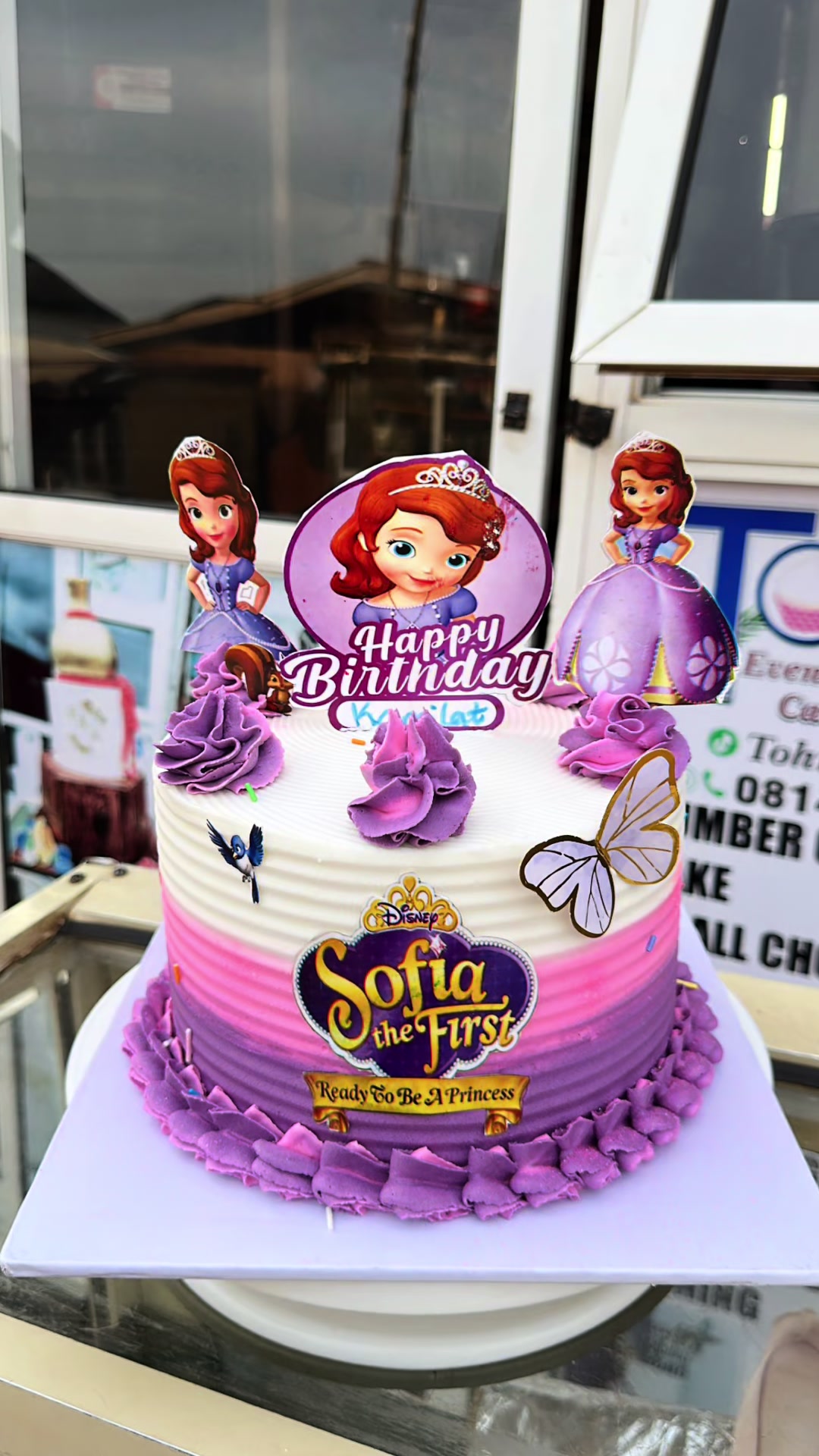 @Tohruks cakes of Ibadan