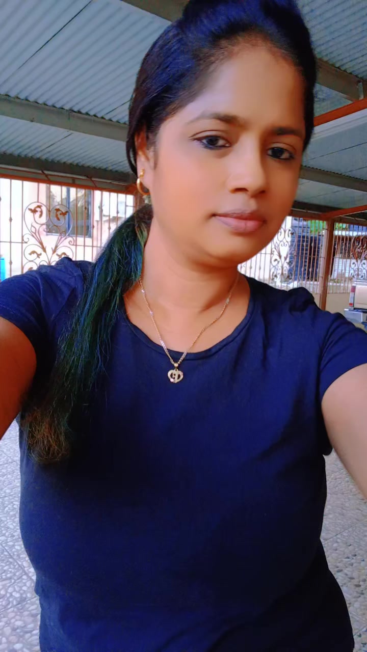 @🧚♀️Farisha Ali🧚♀️