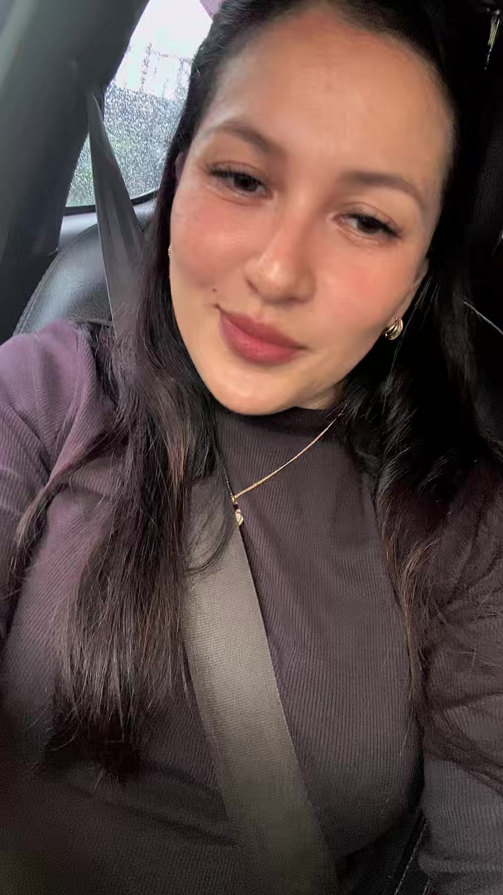 @Ale 🍒🥰♥️