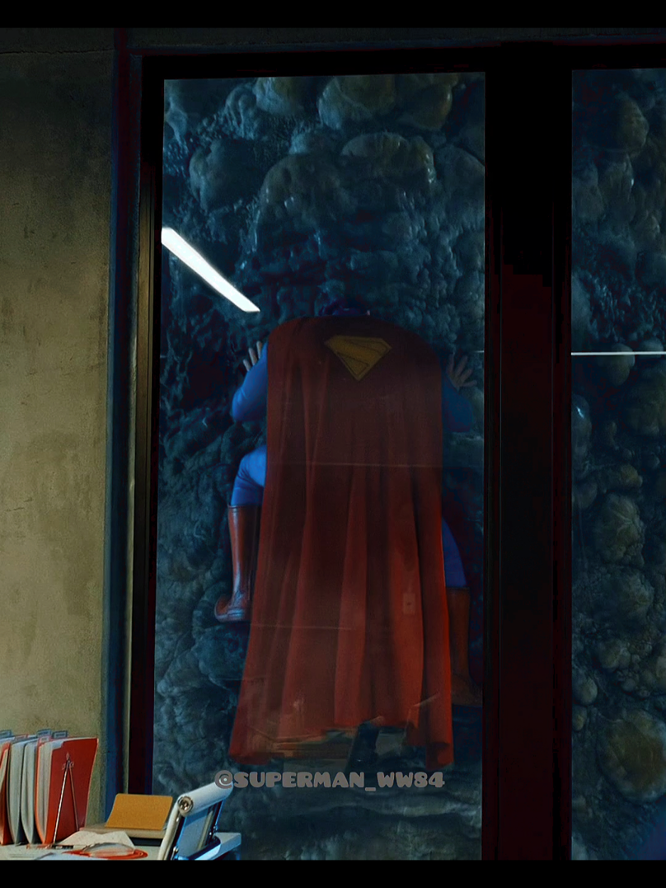@Superman_WW84