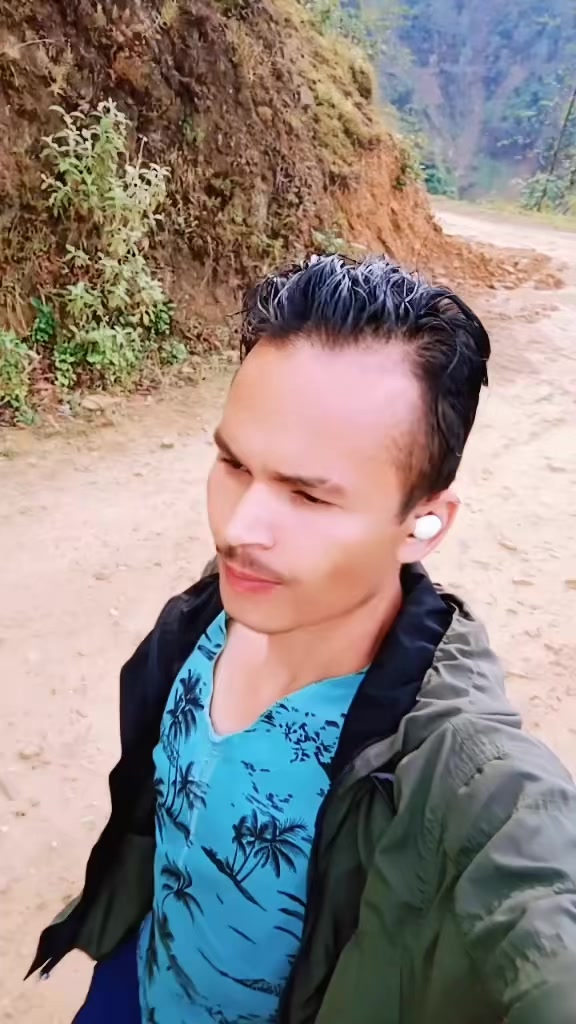 @तिम्रो याद्ले सताएको छ सानु😭?