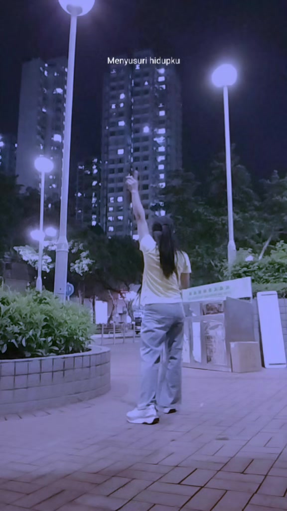 @JE🇭🇰