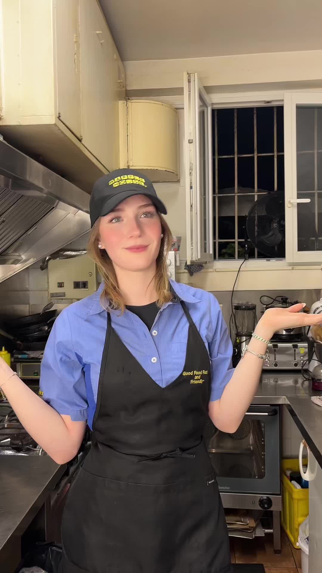 @Kellyyy