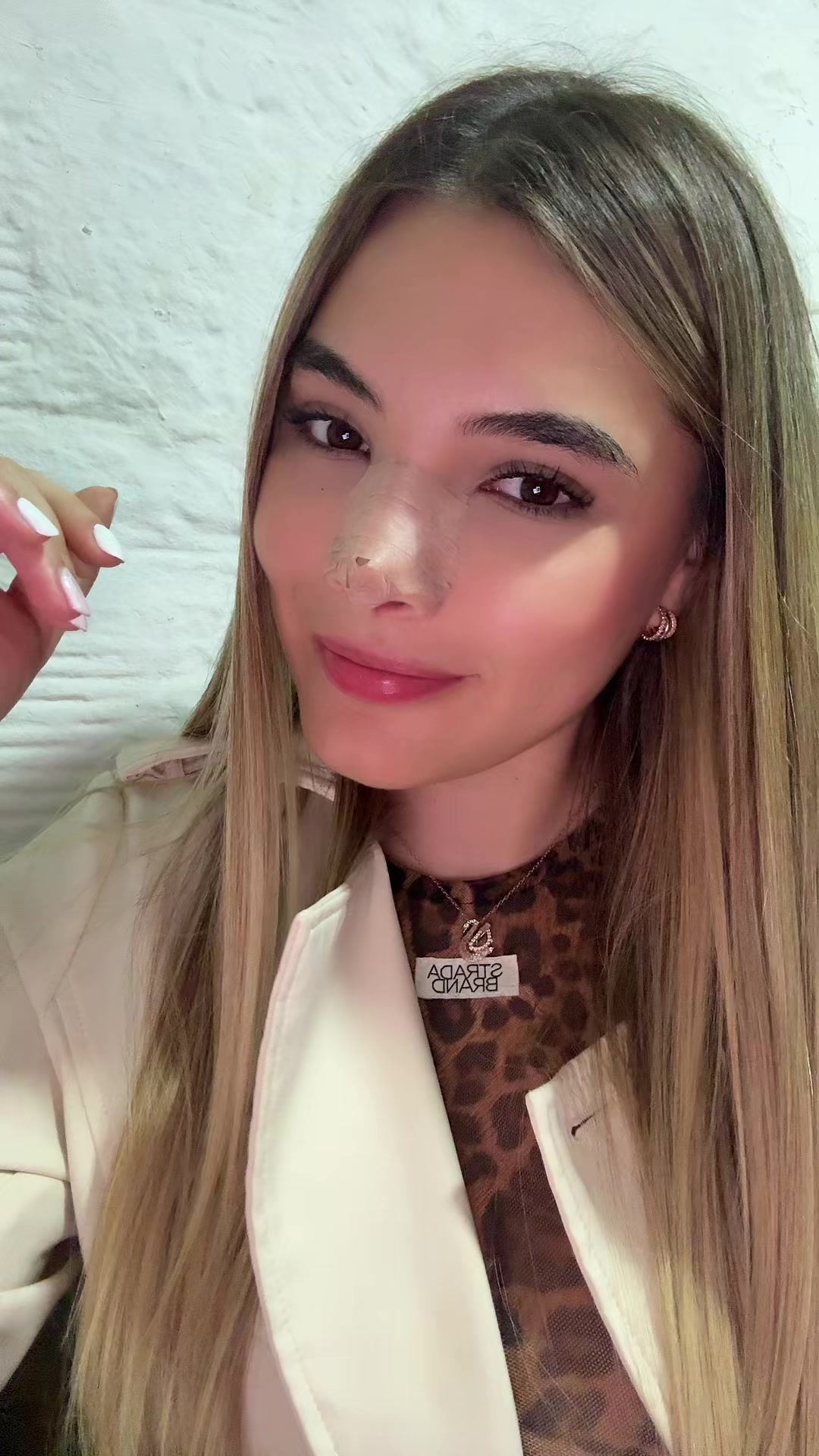 @Nana Ballesteros🦊 🐈⬛
