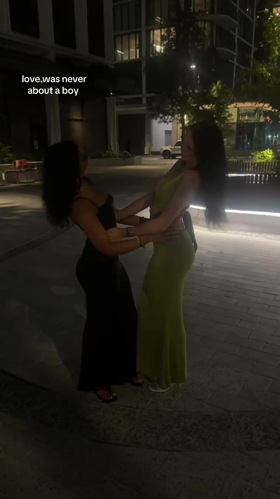 @user205679162