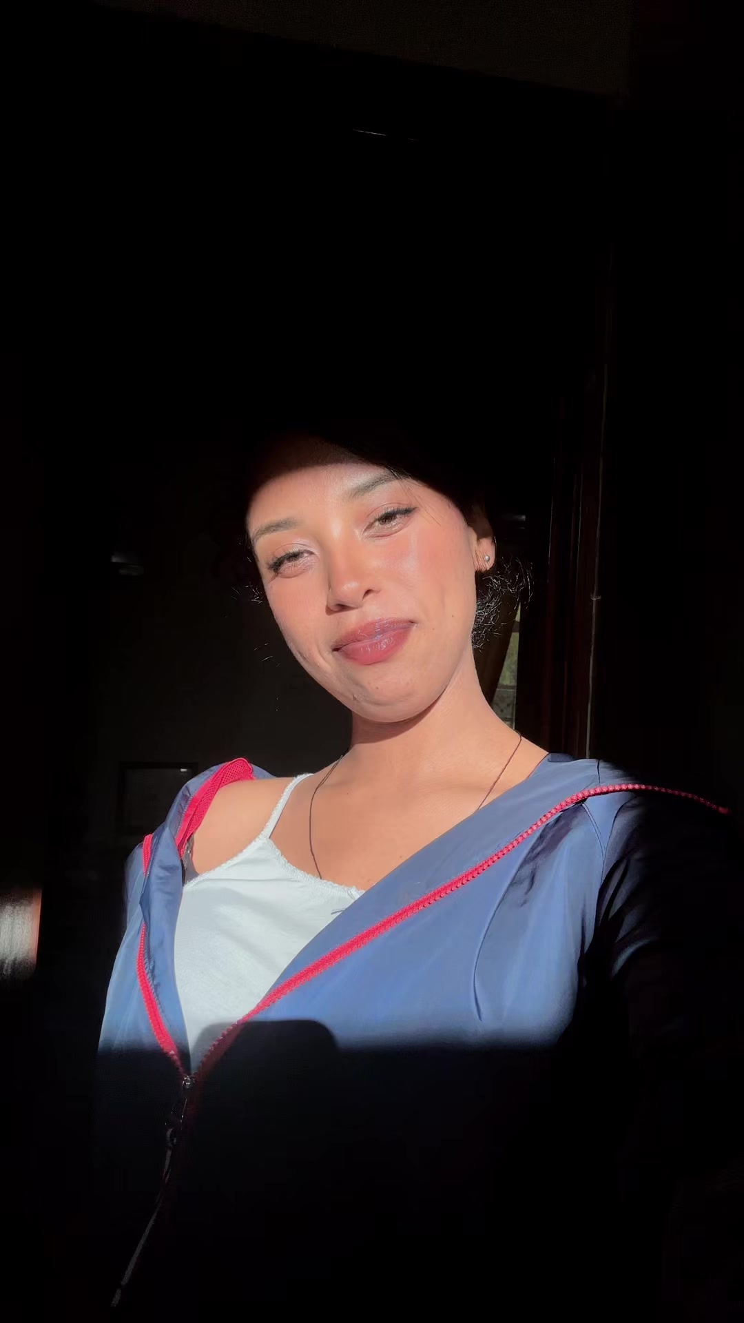@Lo