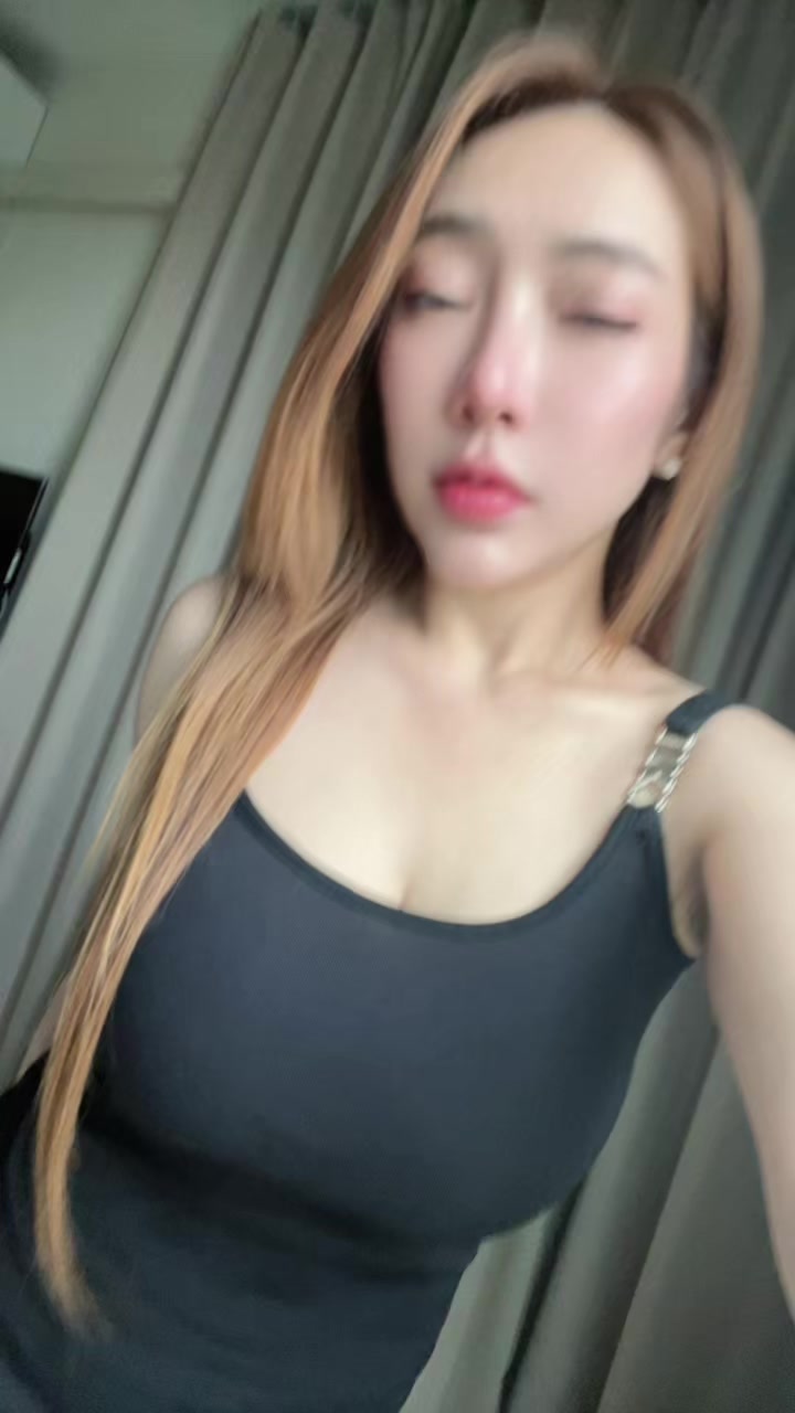 @lynlynn175