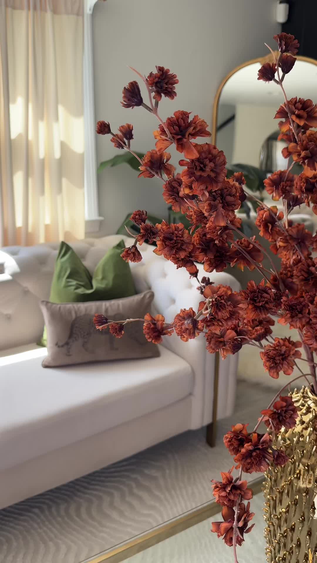 @Royaleone Homedecor