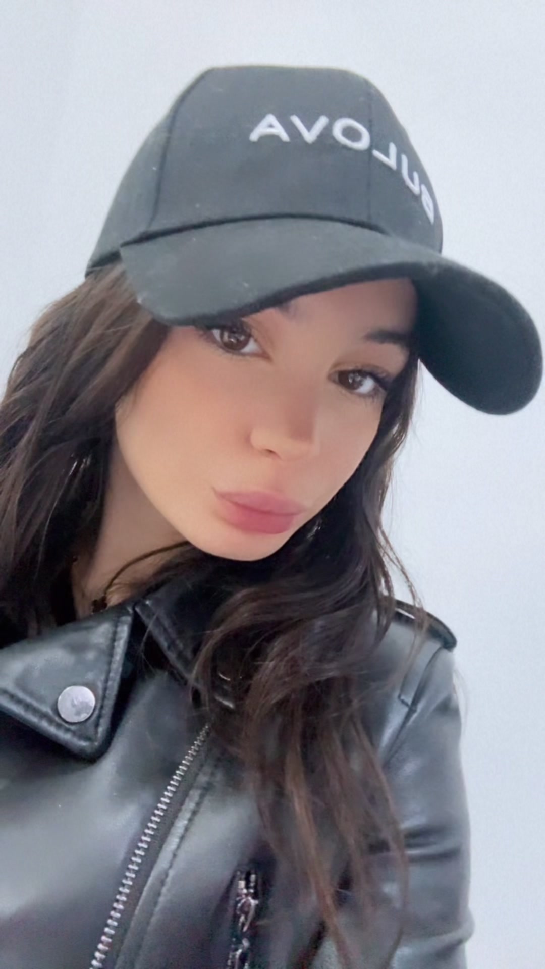 @AlmendraGala