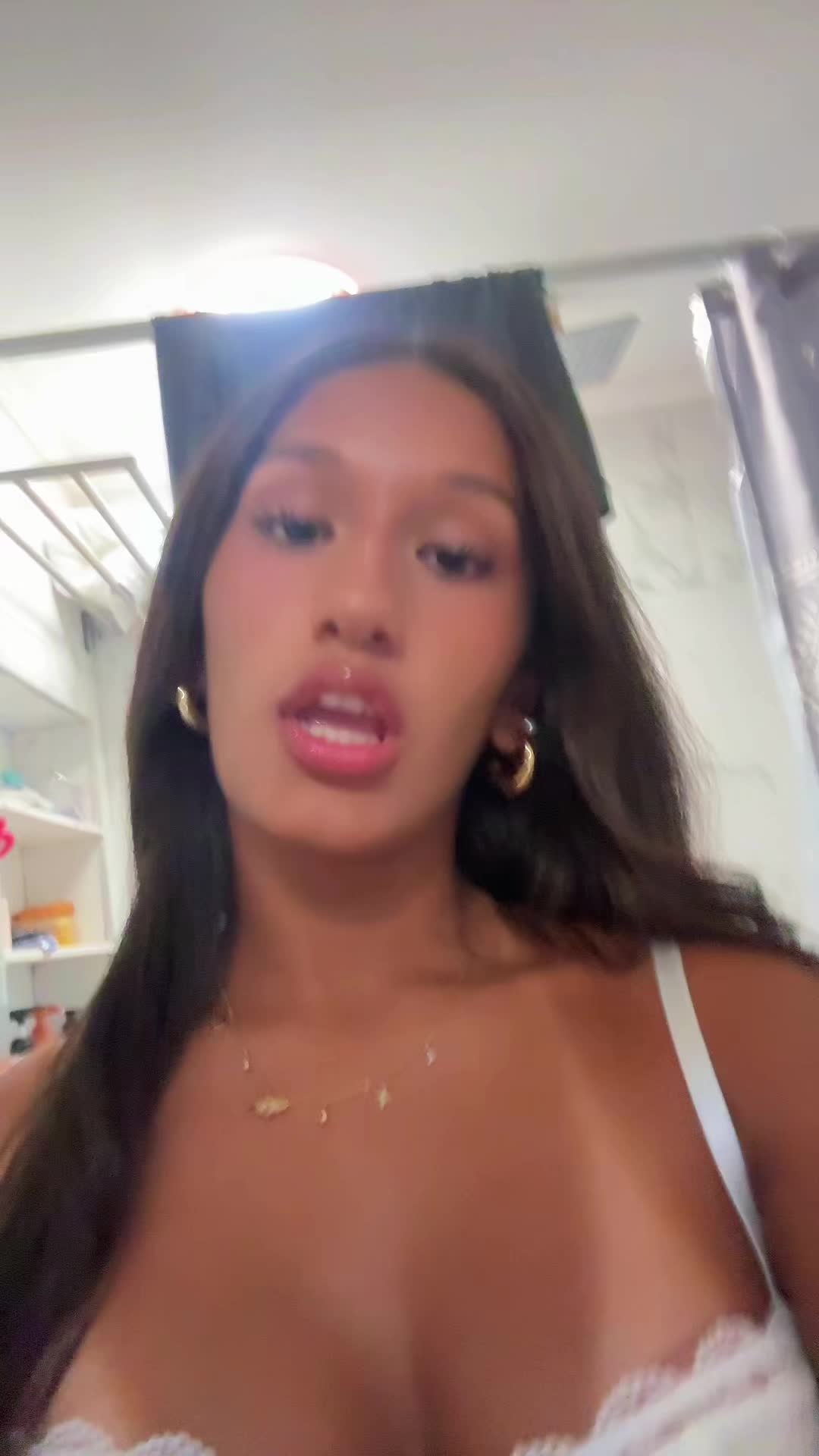 @Renata