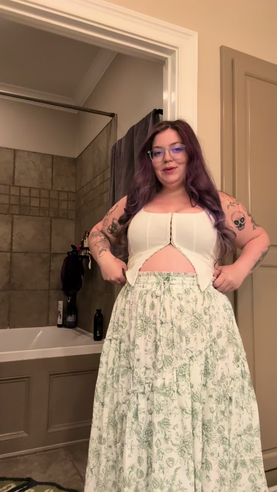 @thehannahrubin