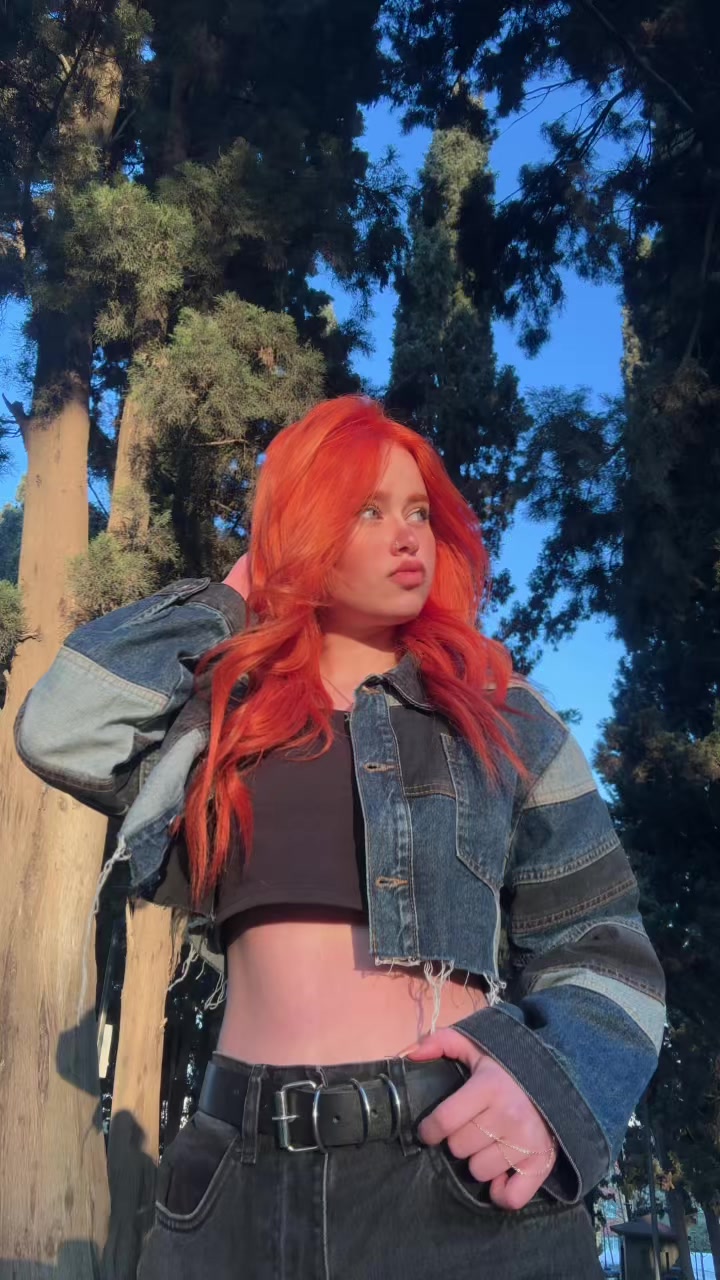 @heliaydn