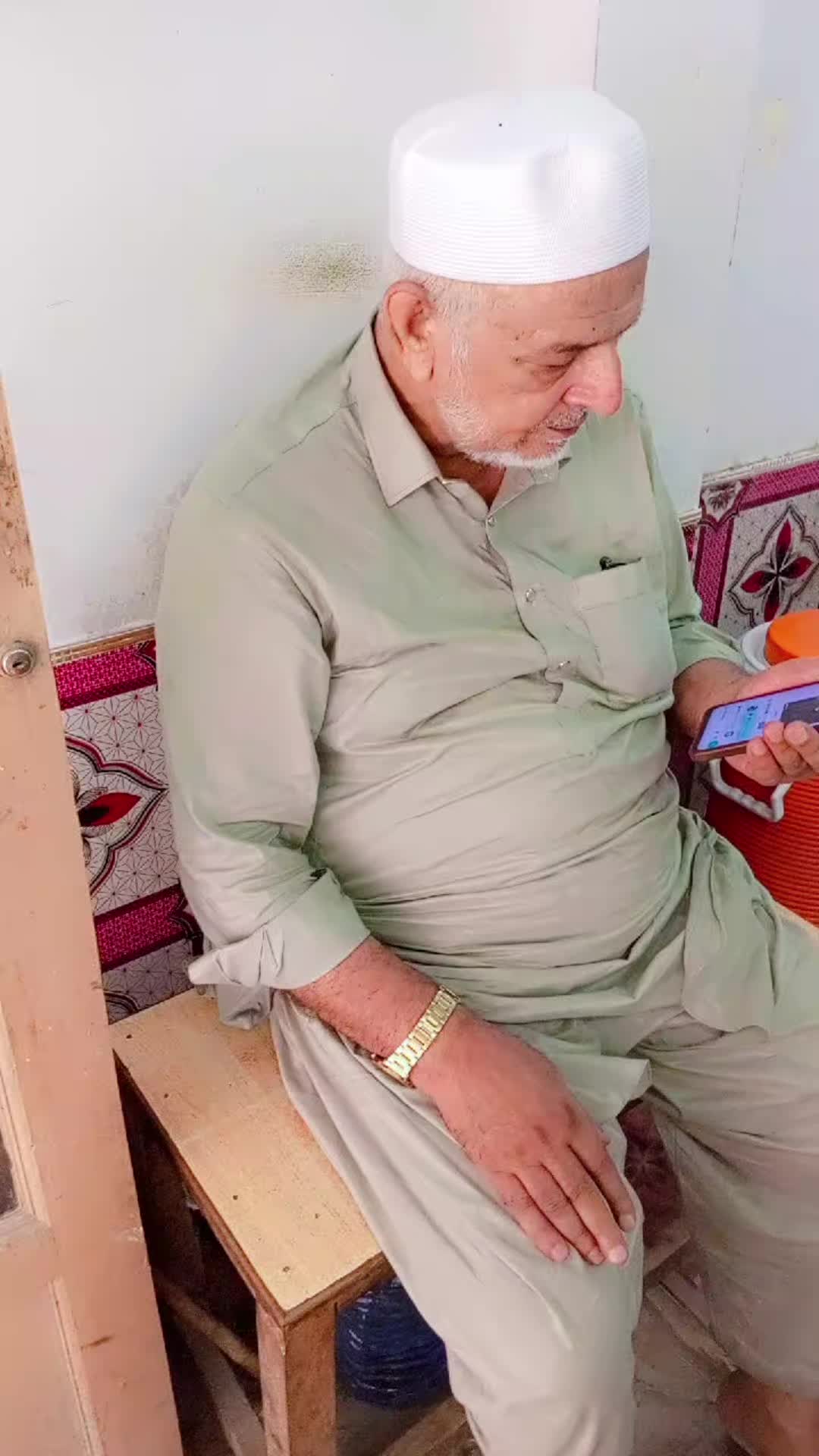 @lovely pathan